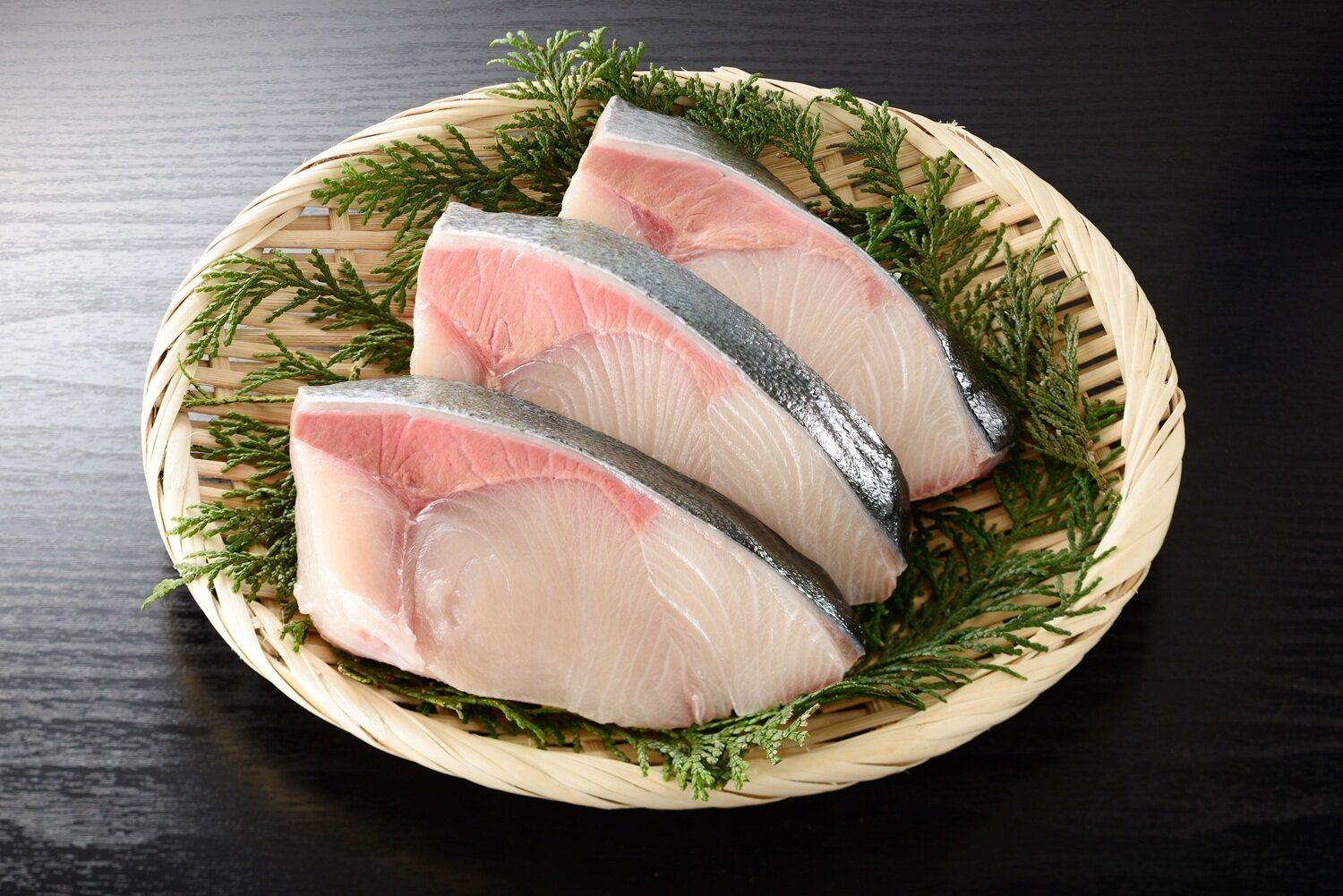 「ぶり」の冷凍方法は？上手な保存のコツやおいしい活用レシピを紹介