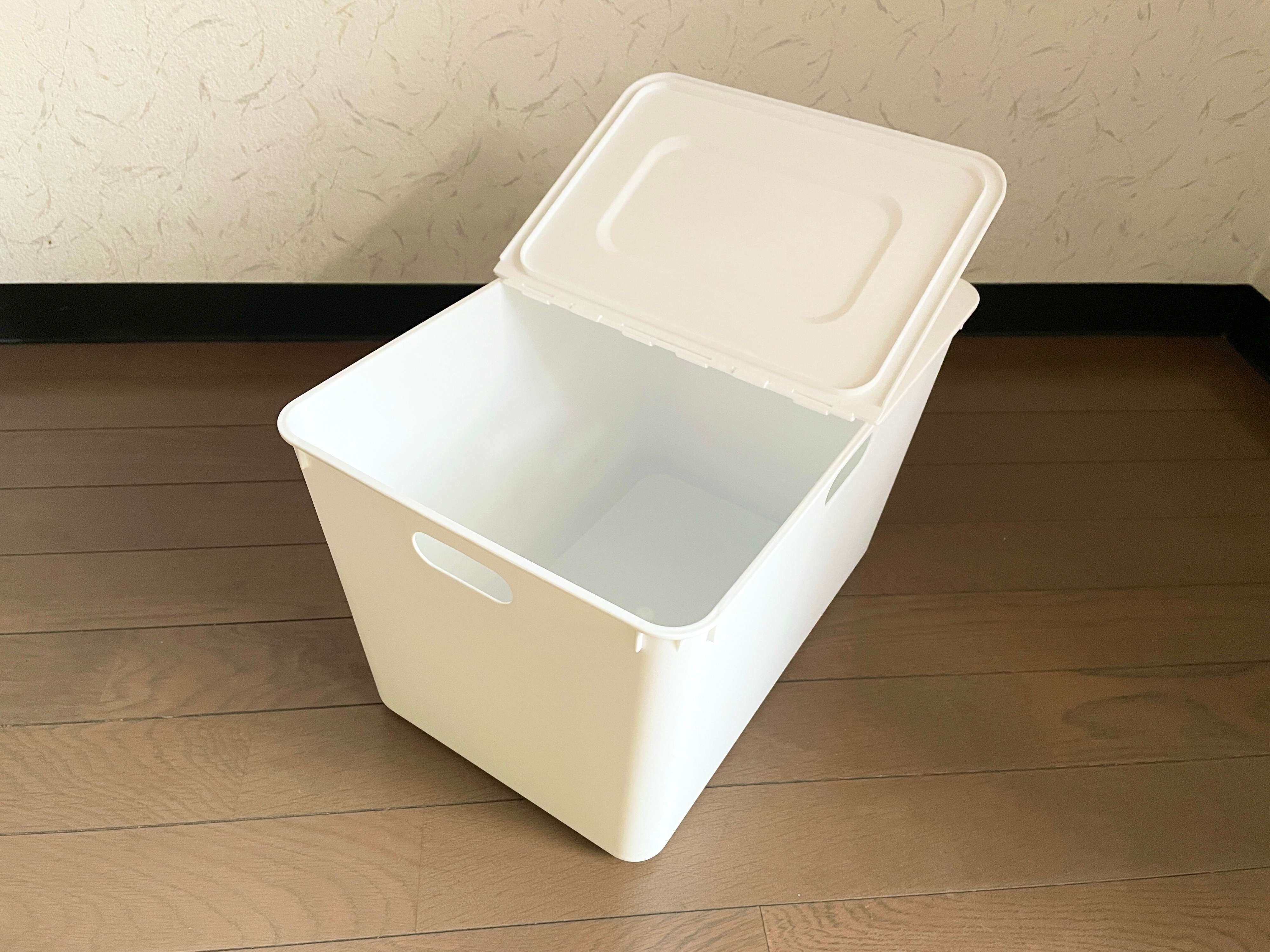 【ダイソー】フタを外さず中身が出せる！こんなの待ってた収納ボックス！