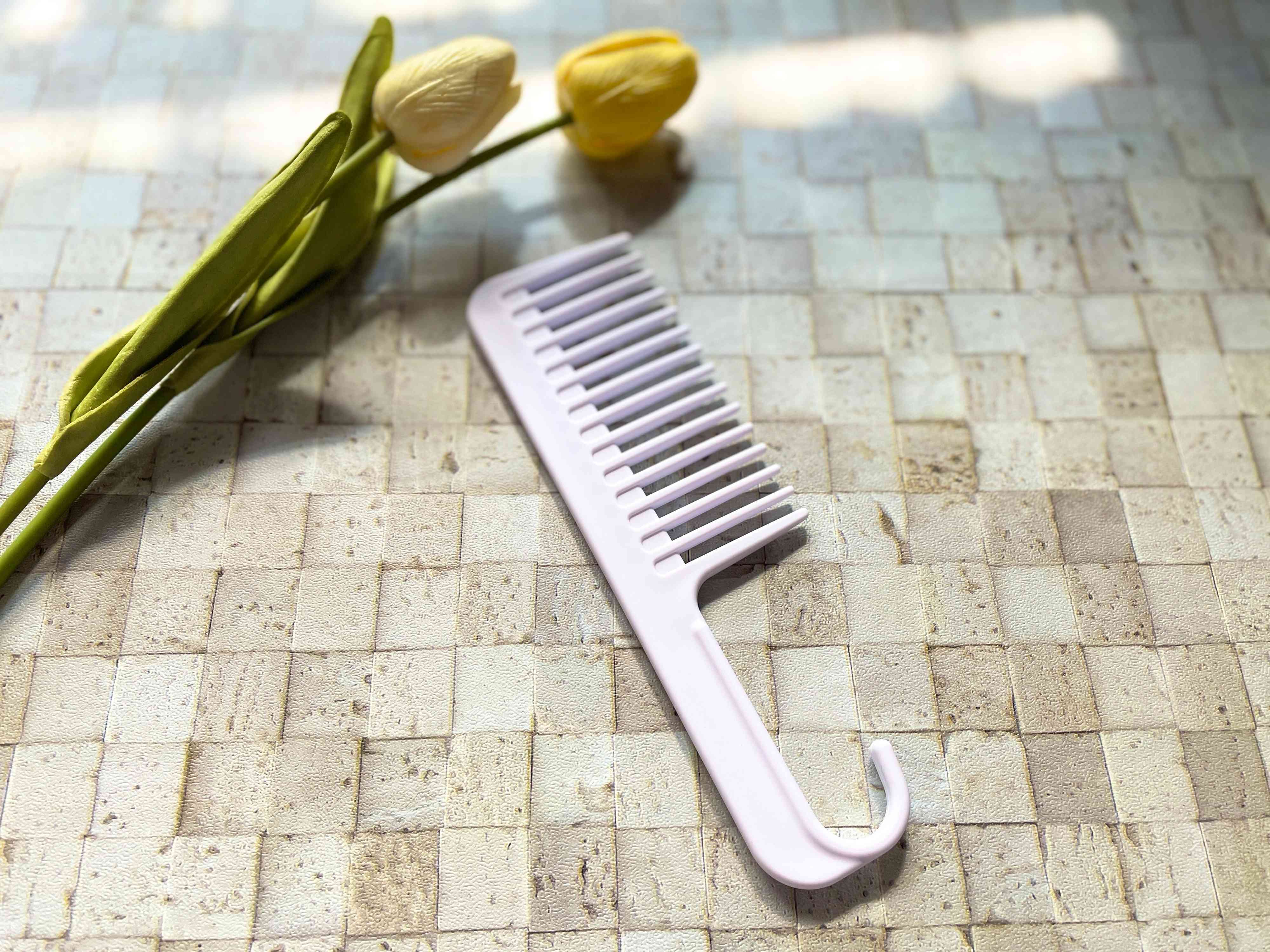 【セリア】トリートメントコームが優秀！いつものトリートメントの効果が高まる！