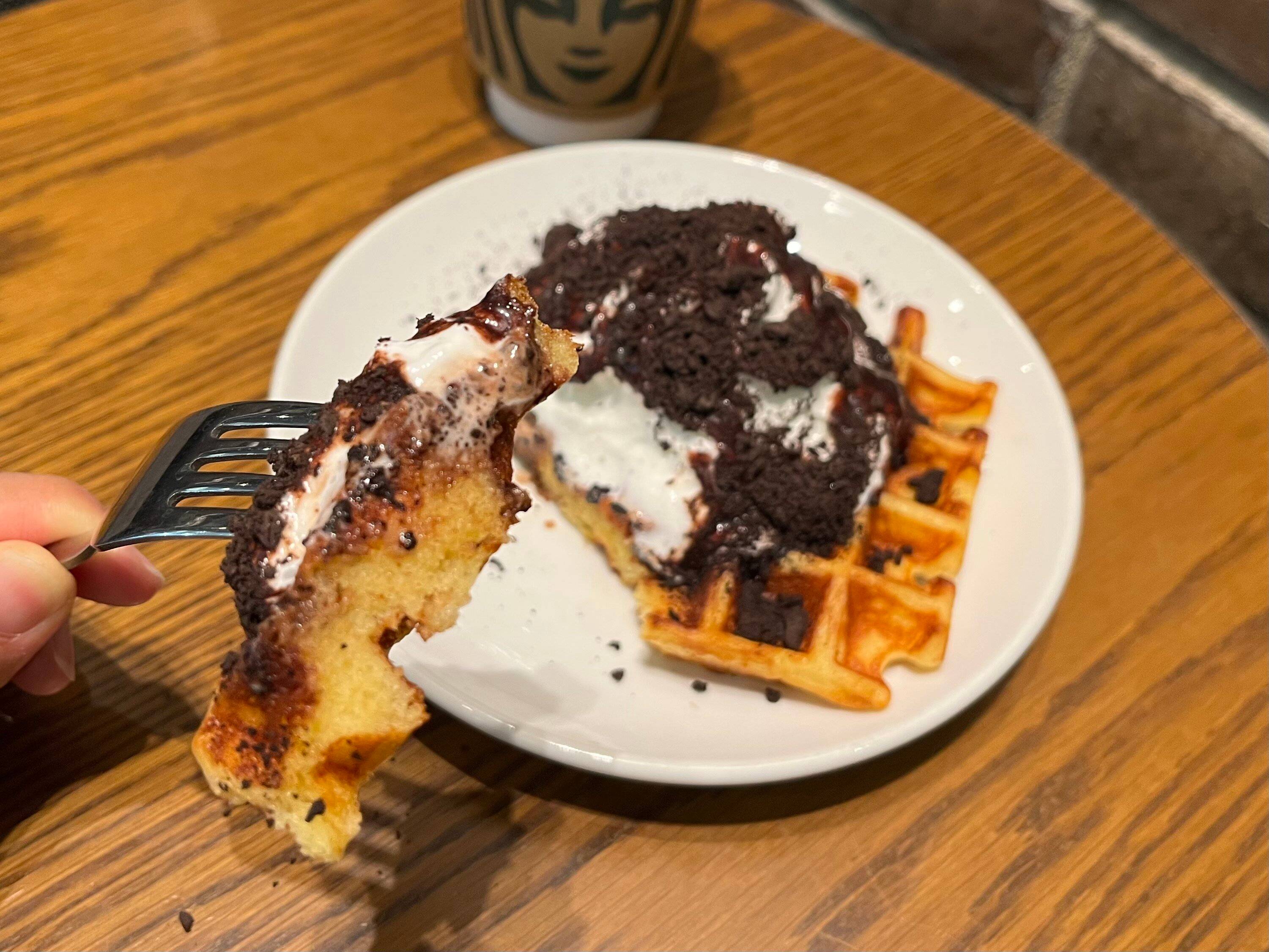 【スターバックス】世界観に思わずキュン！PEANUTSとコラボした限定フード