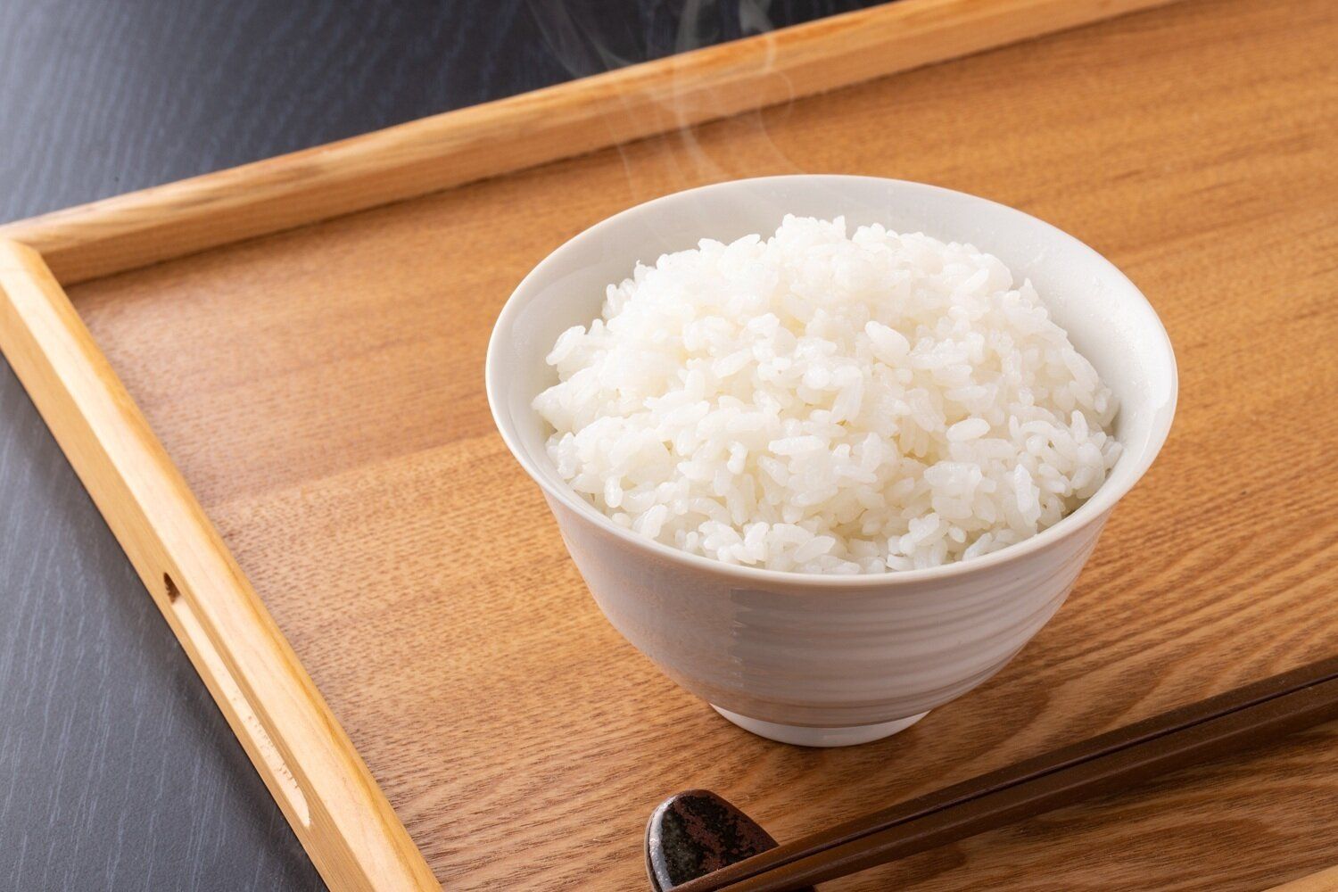驚きの事実！お腹から痩せるには「ご飯を食べる」が正解だった！