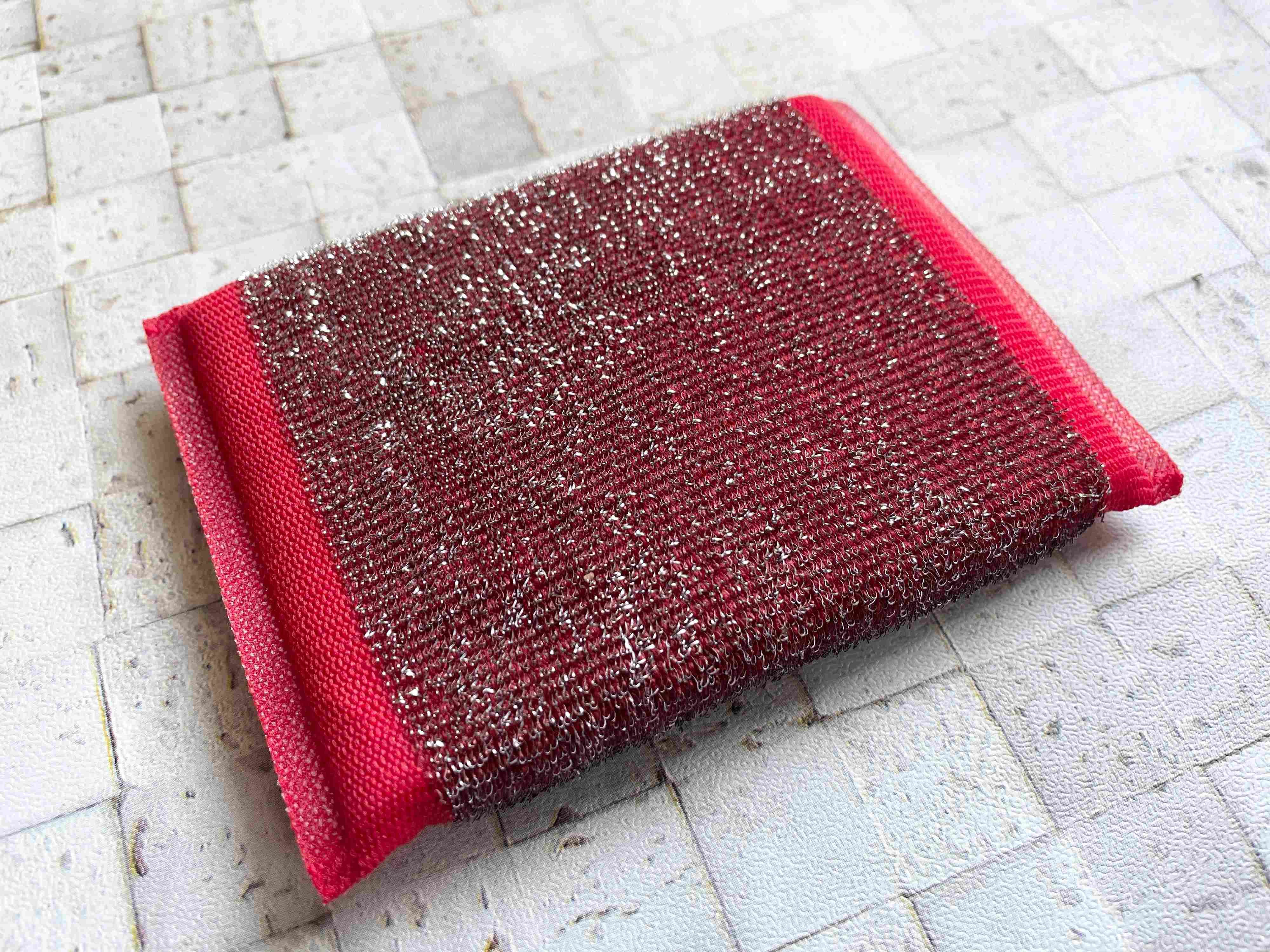 家事のプロが絶賛！ダイソーの文句なしで推せる神グッズは「水だけ」で効果バツグン