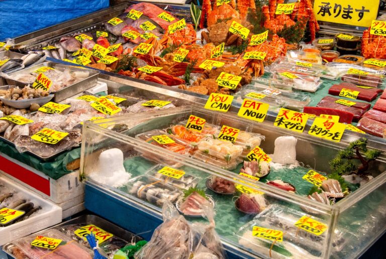 キャベツは1玉と半玉どっち？食費3万円台の人がスーパーで買うもの＆買わないもの