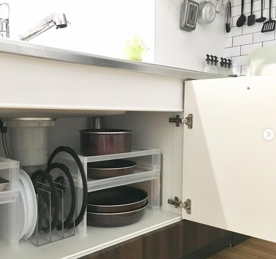 フライパンの収納アイデア26選！定期的な収納の見直しをして暮らしやすく、家事も時短しよう！