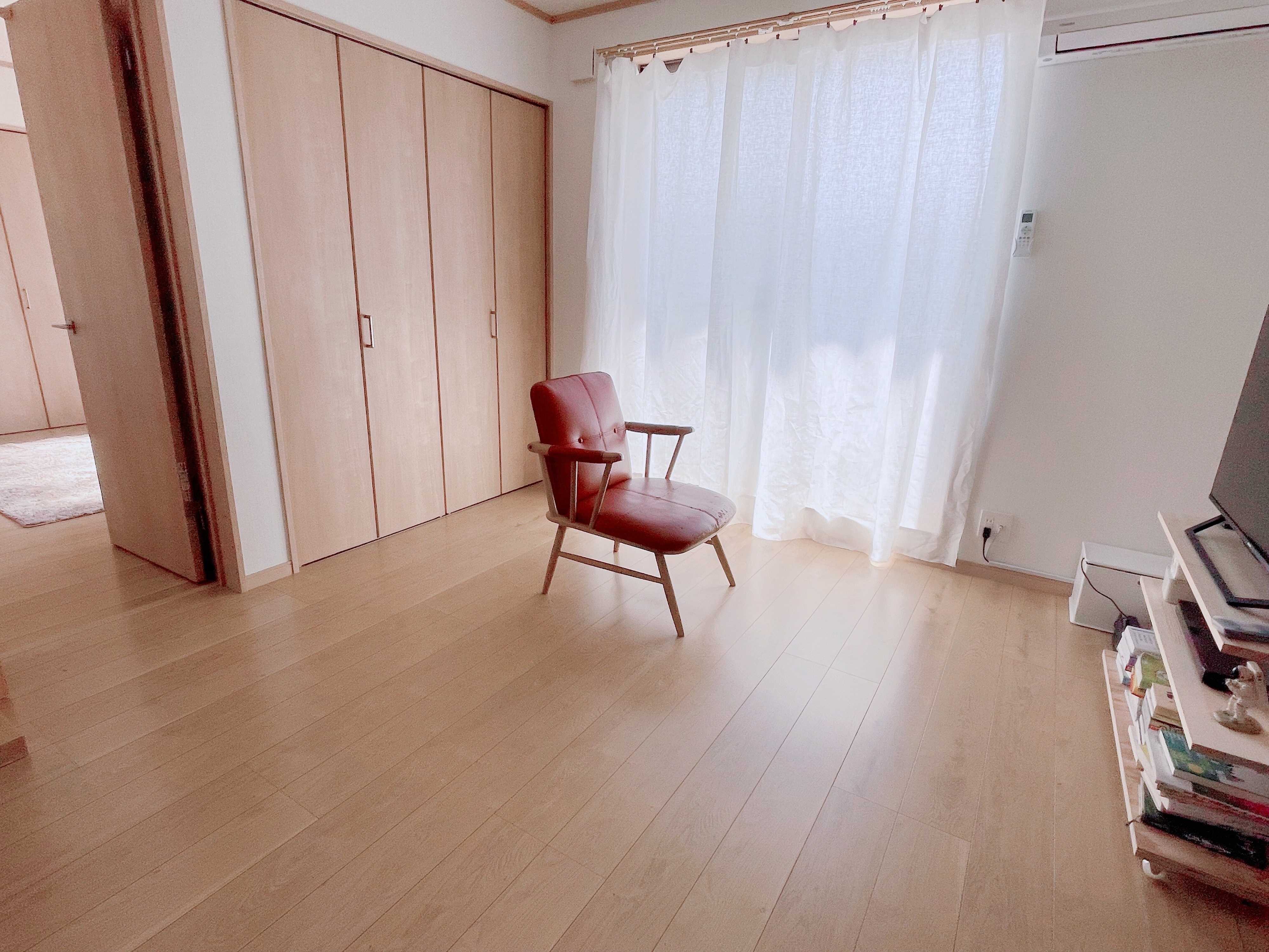 【シンプリスト】狭いリビングを最大限に広く使うコツ3選