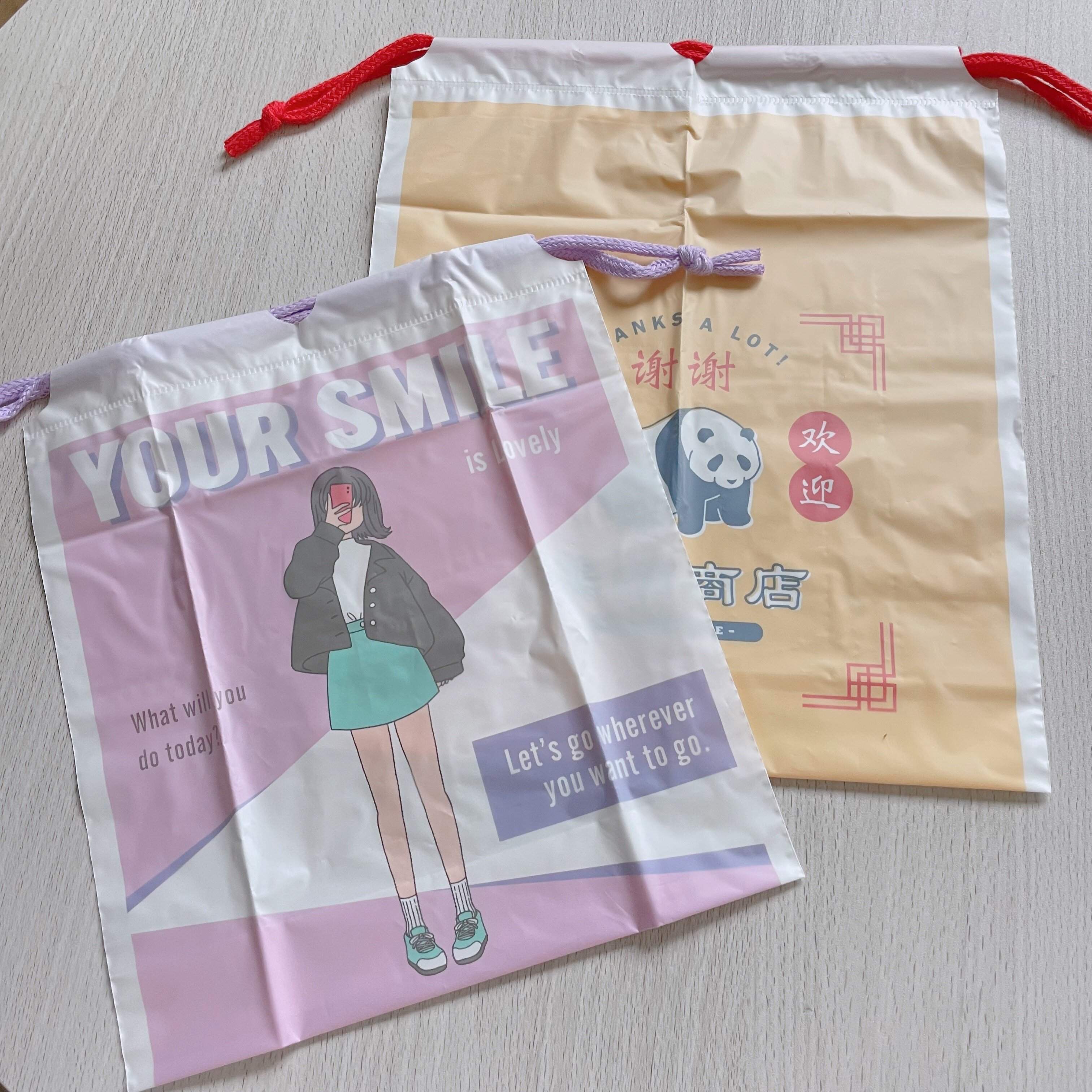 【ダイソー】1個55円!?プールバッグはランドセルに入る「ポリ巾着」がいい感じ