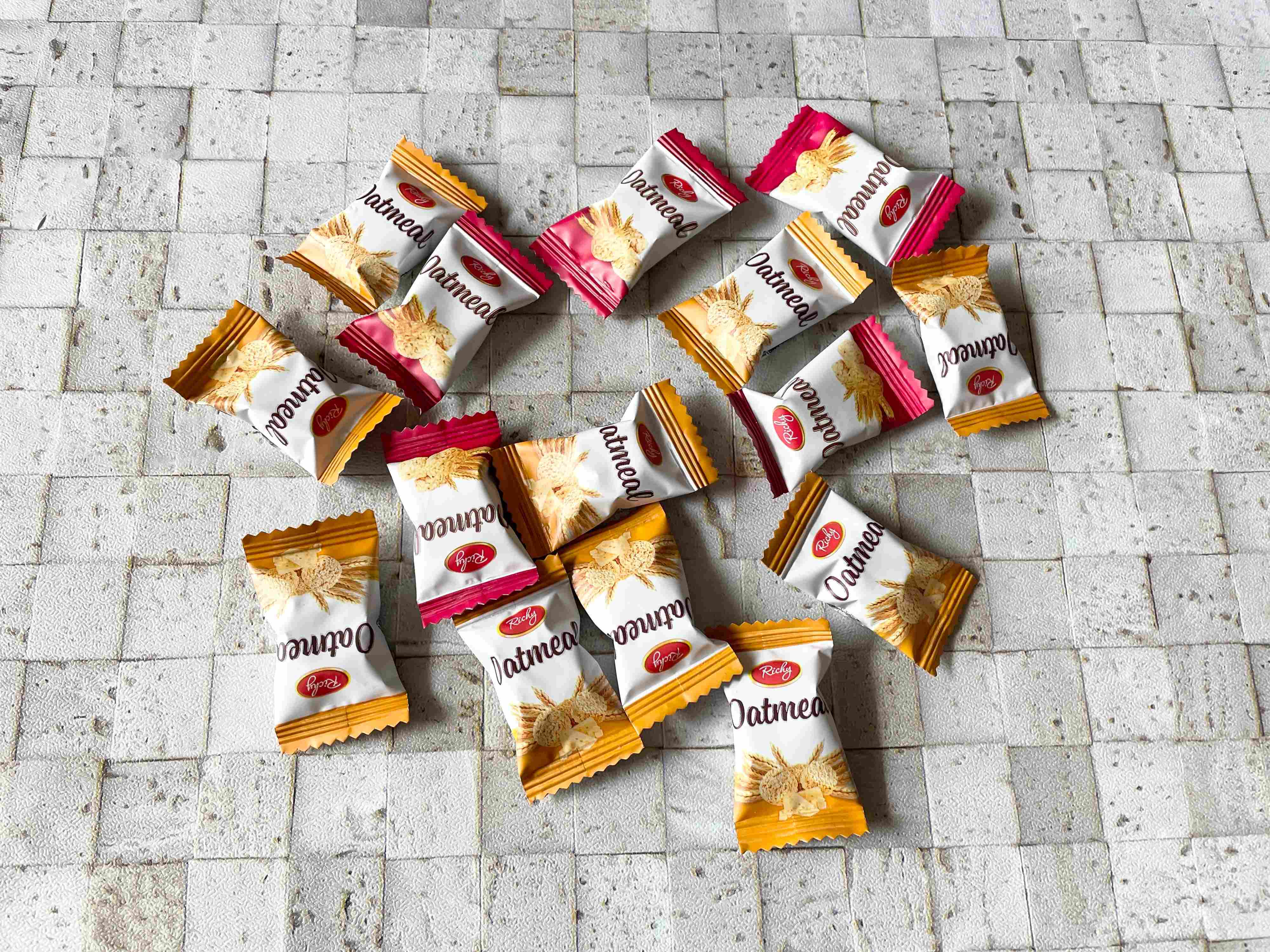 ダイソーで超高見え！パクッと食べられて個包装なオシャレ輸入菓子