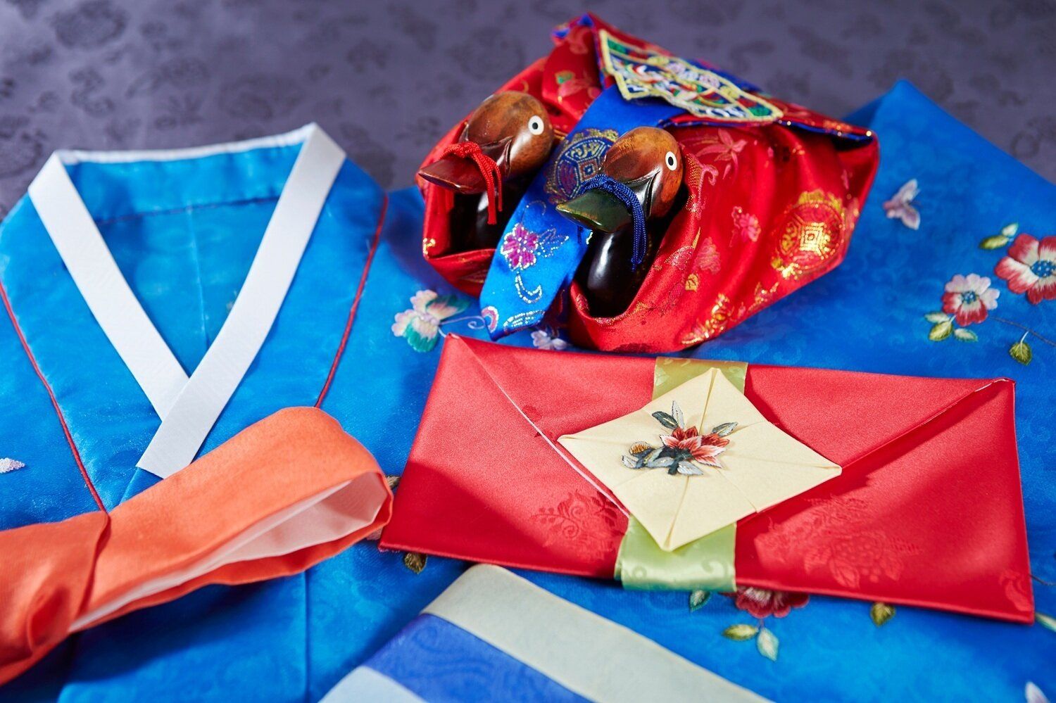 【韓国語】チマチョゴリの意味とは？服の特徴や歴史などを解説