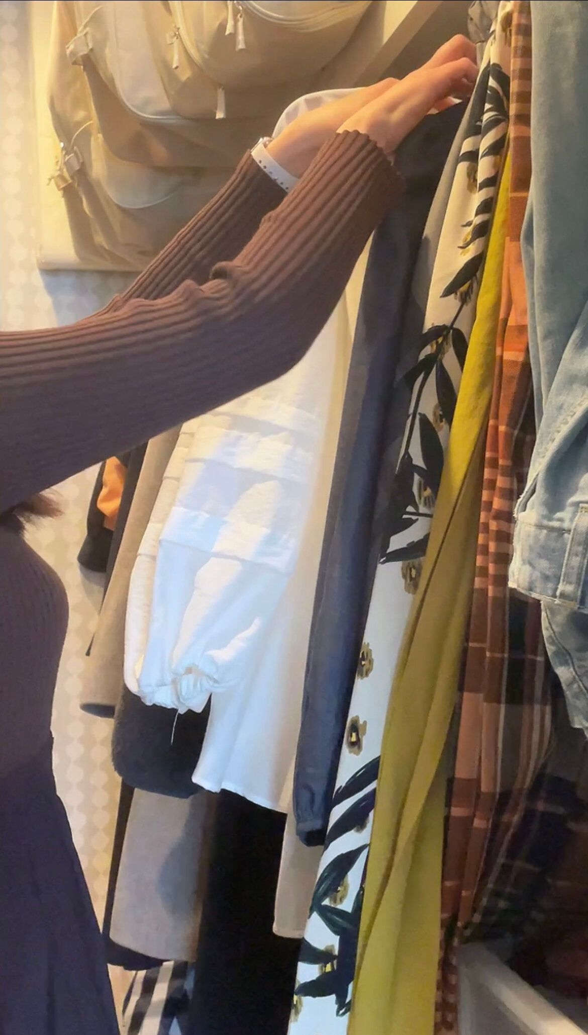 【断捨離】捨てづらい洋服を手放すかどうかの基準5選！