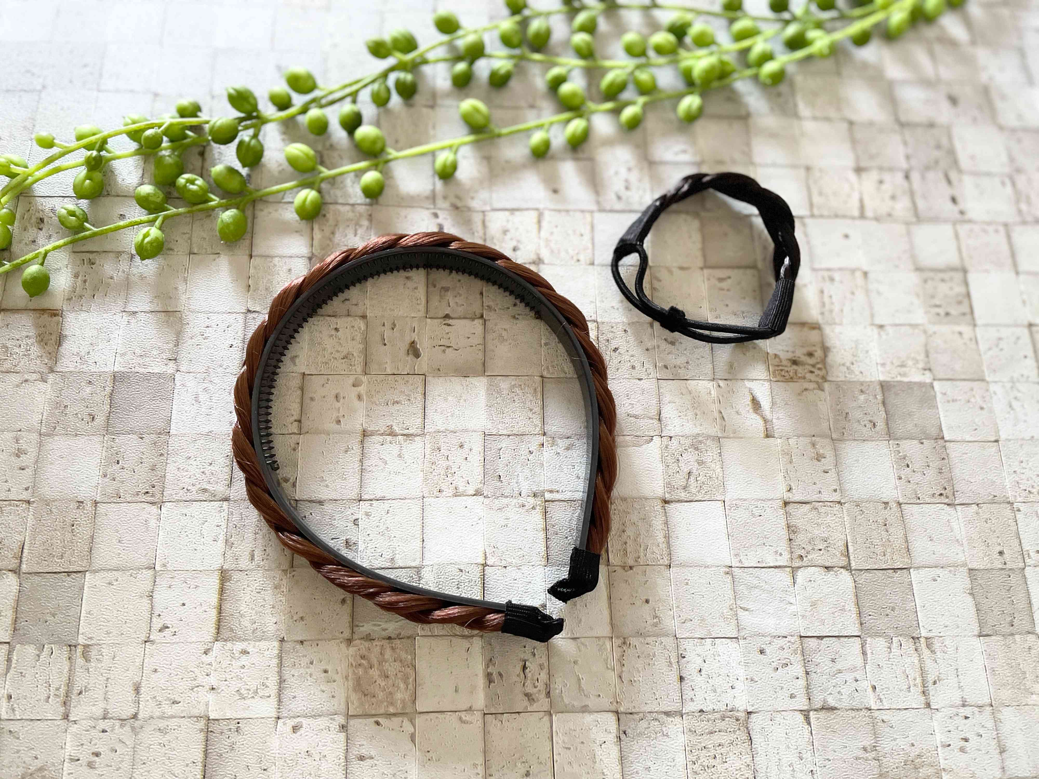 【ダイソー】不器用さんでも大丈夫！つけるだけで編み込みアレンジができちゃうヘアアイテム！