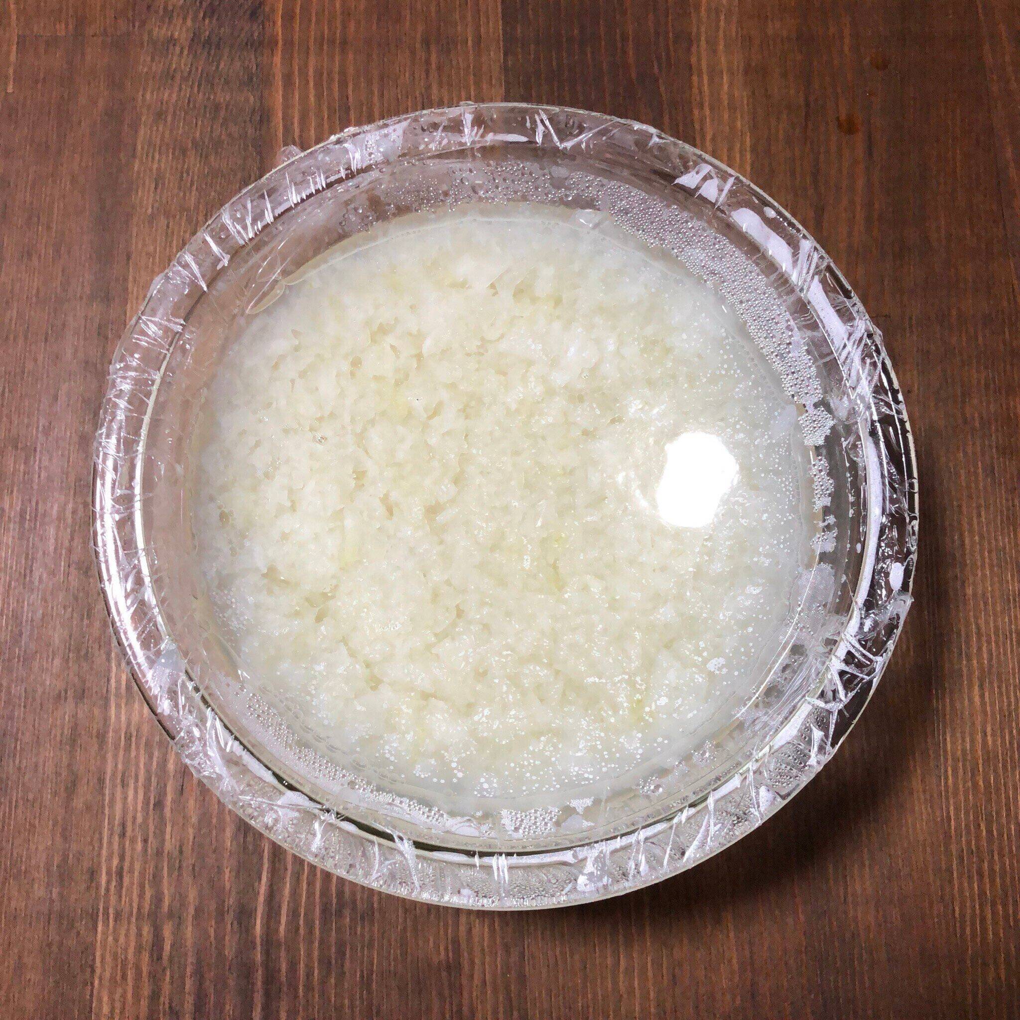 【レンチンで「熱い！」を防ぐ】火傷しないラップの剥がし方