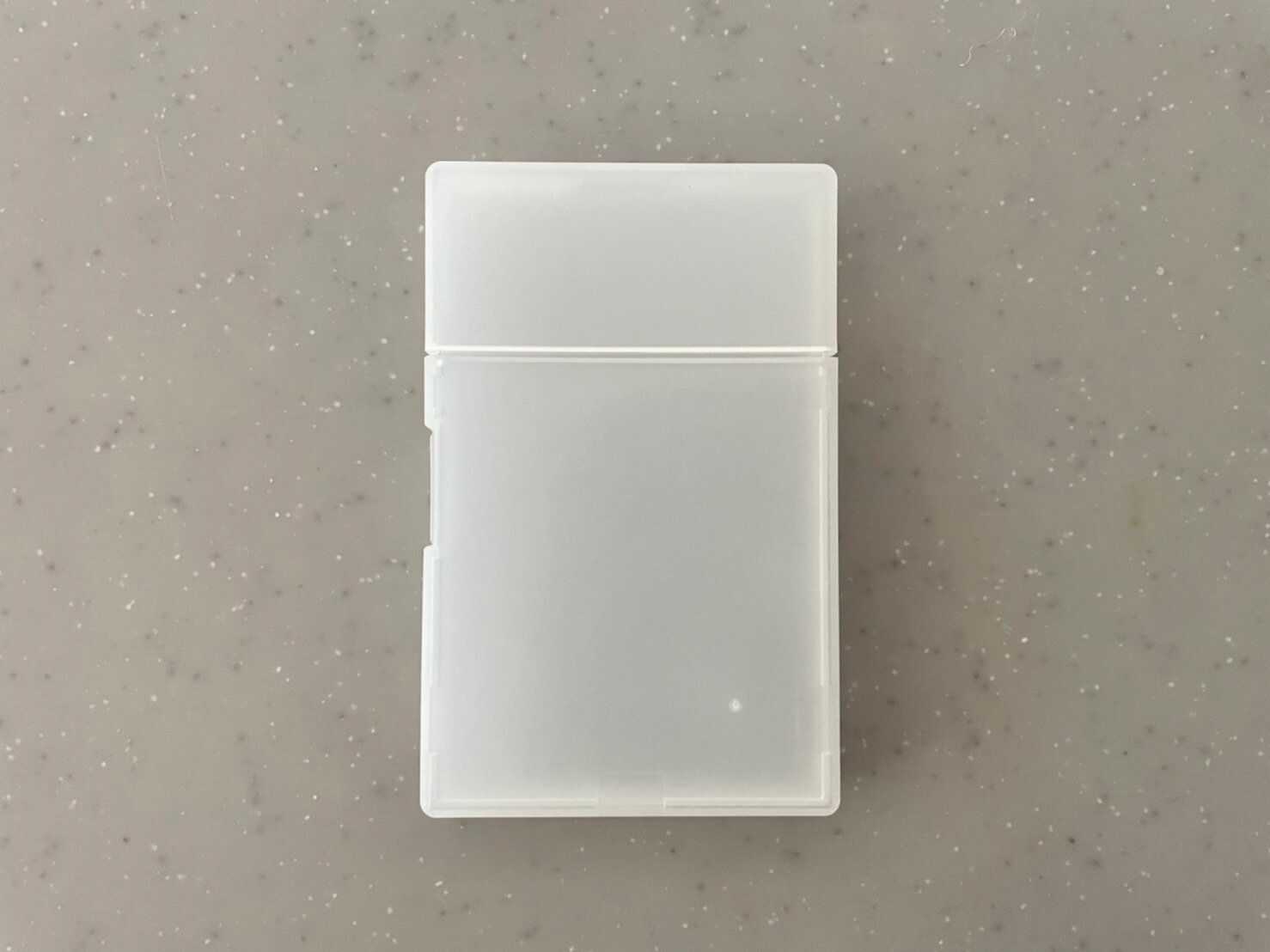 【無印良品】お財布いらず!?「ポリプロピレンカードケース・ダブル」でミニマルな生活がかなう