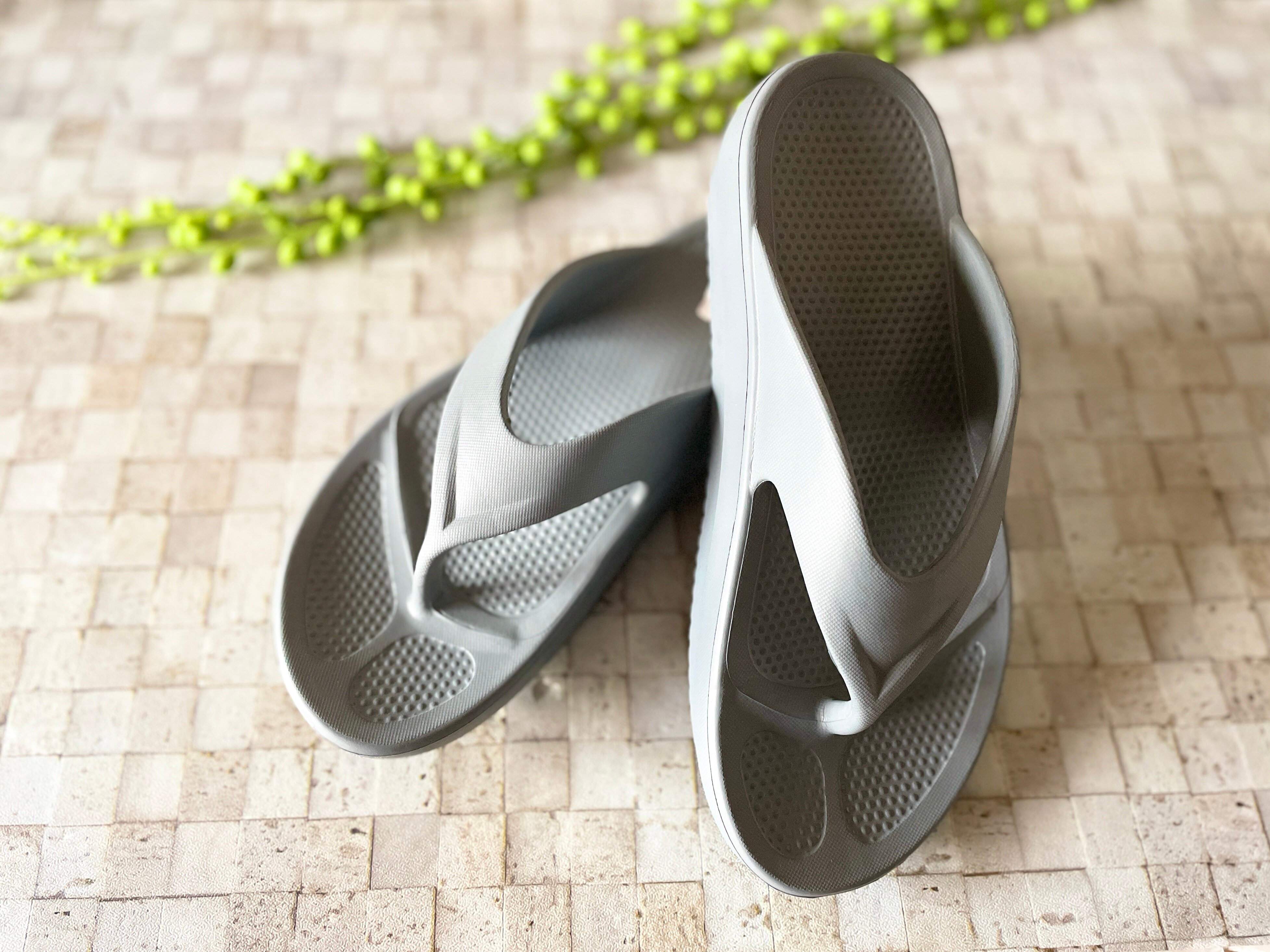 【ダイソー】これは買わなきゃ損！流行りのリカバリーサンダルっぽいのに330円！