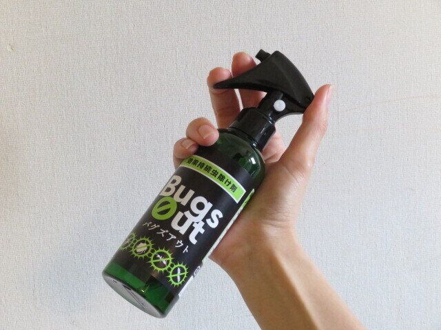 吹きかけるだけでいろいろな虫に対応！防虫スプレーで先回りして寄せつけない