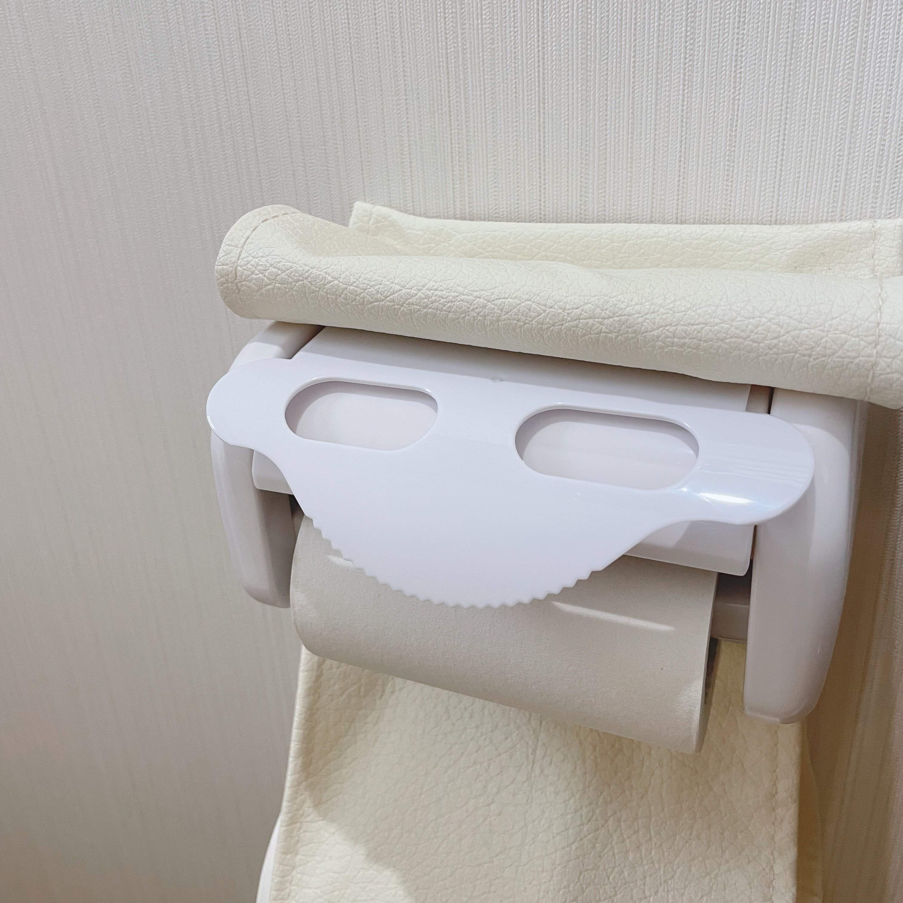 【セリア】3倍ロールの「張り付いてとれない」を解決してくれたアイデア商品