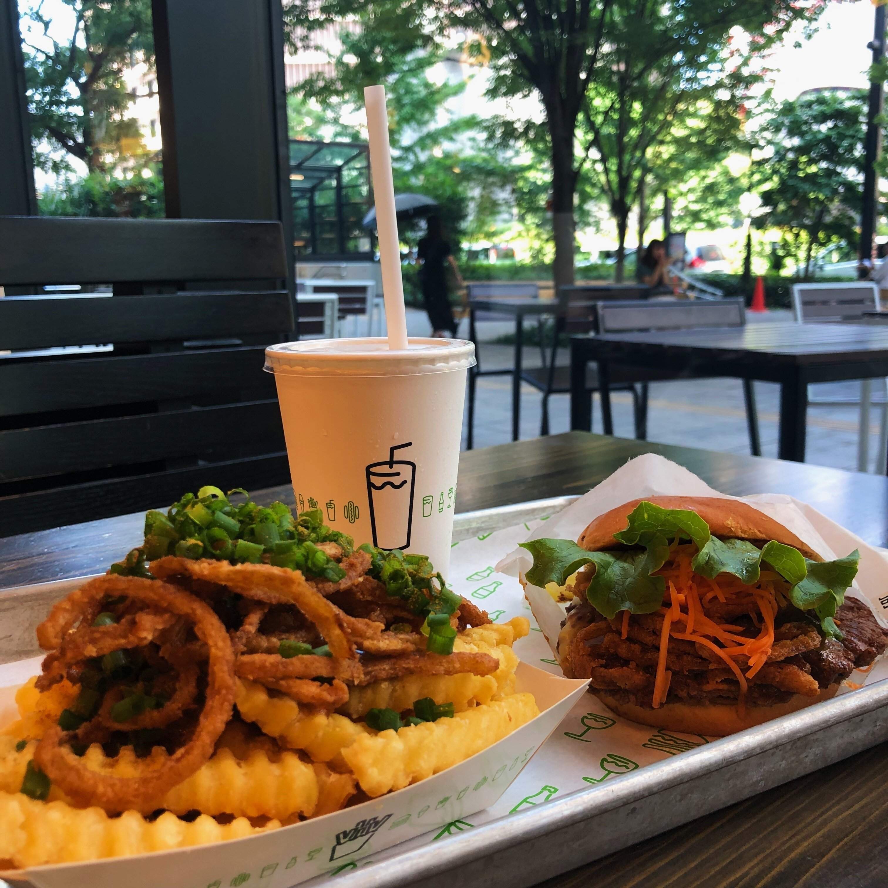 【SHAKE SHACK】期間限定のカレーシャックが7月26日販売開始！！！