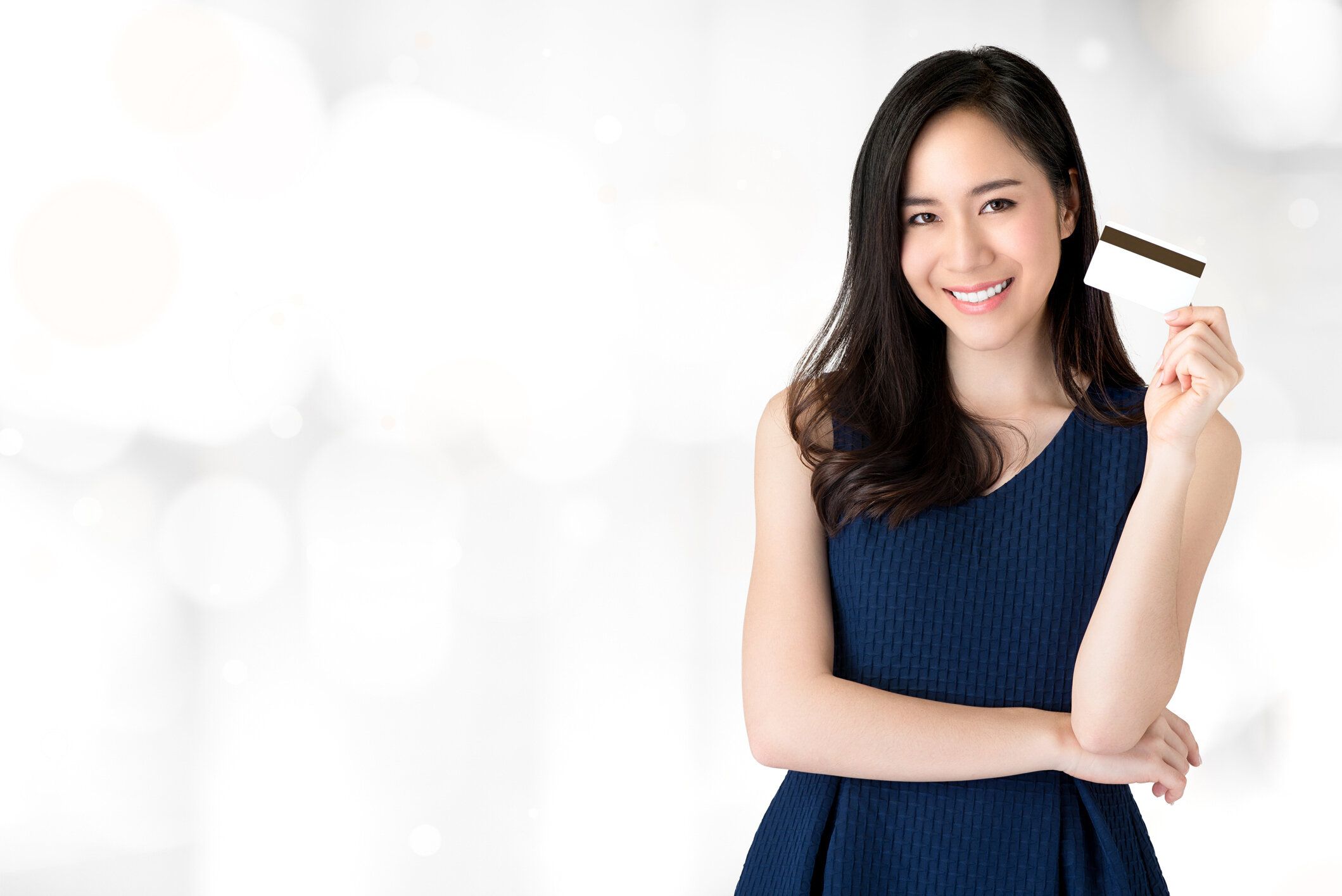 年間貯蓄400万円以上！「美しい人はこっそり貯めている」身だしなみ、体形キープにも「お金はかけません」