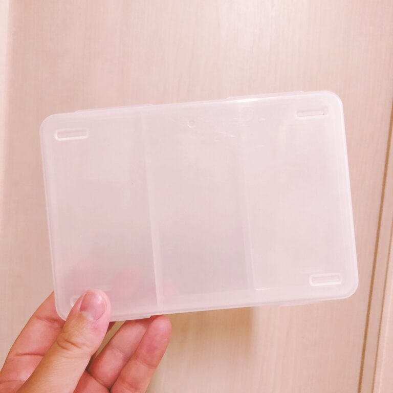 【セリア】乾電池収納はこれで決まり！ぴったりスッキリ収まるケース