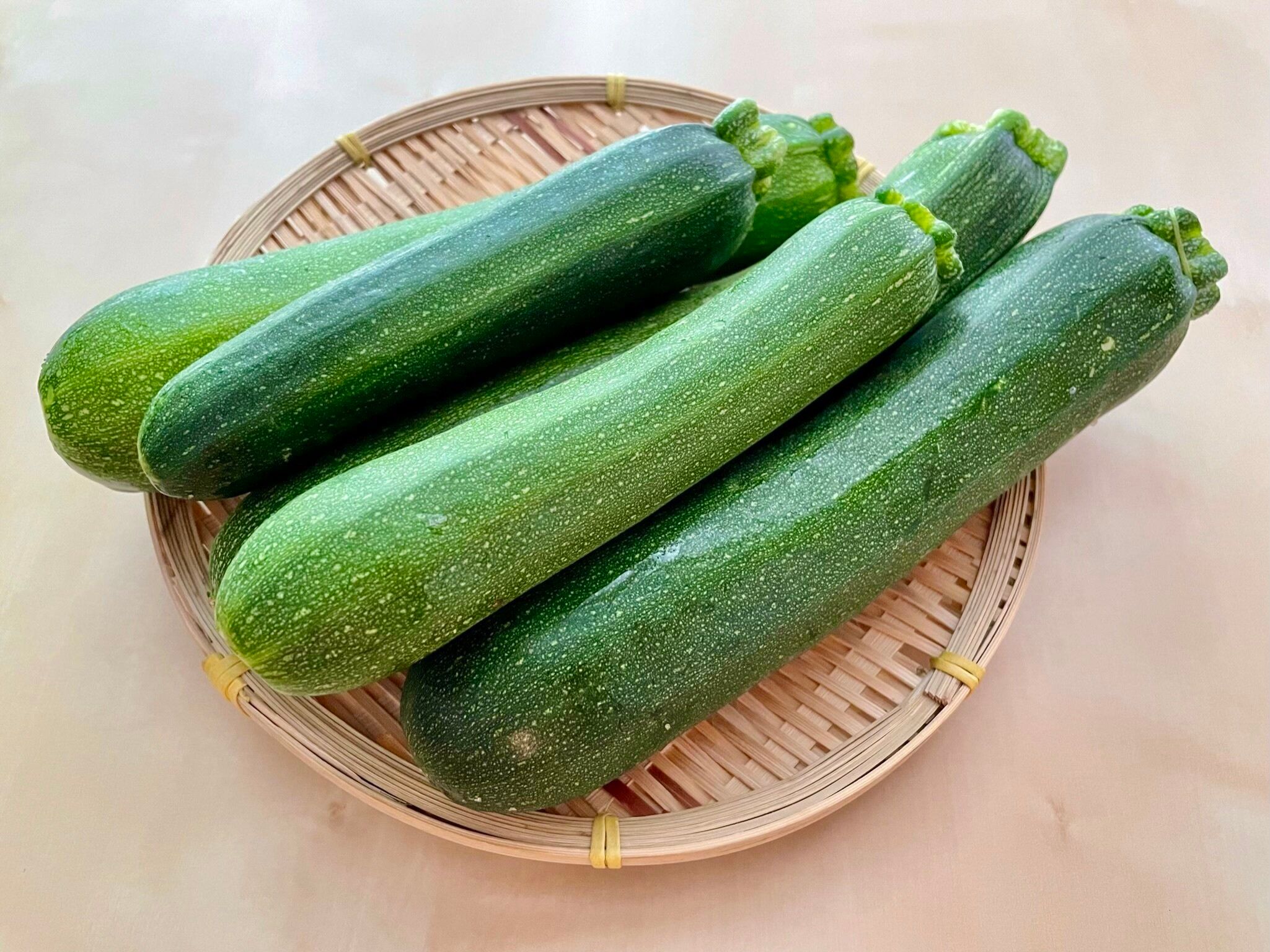 やらなきゃもったいない！旬のズッキーニの絶品ステーキ！