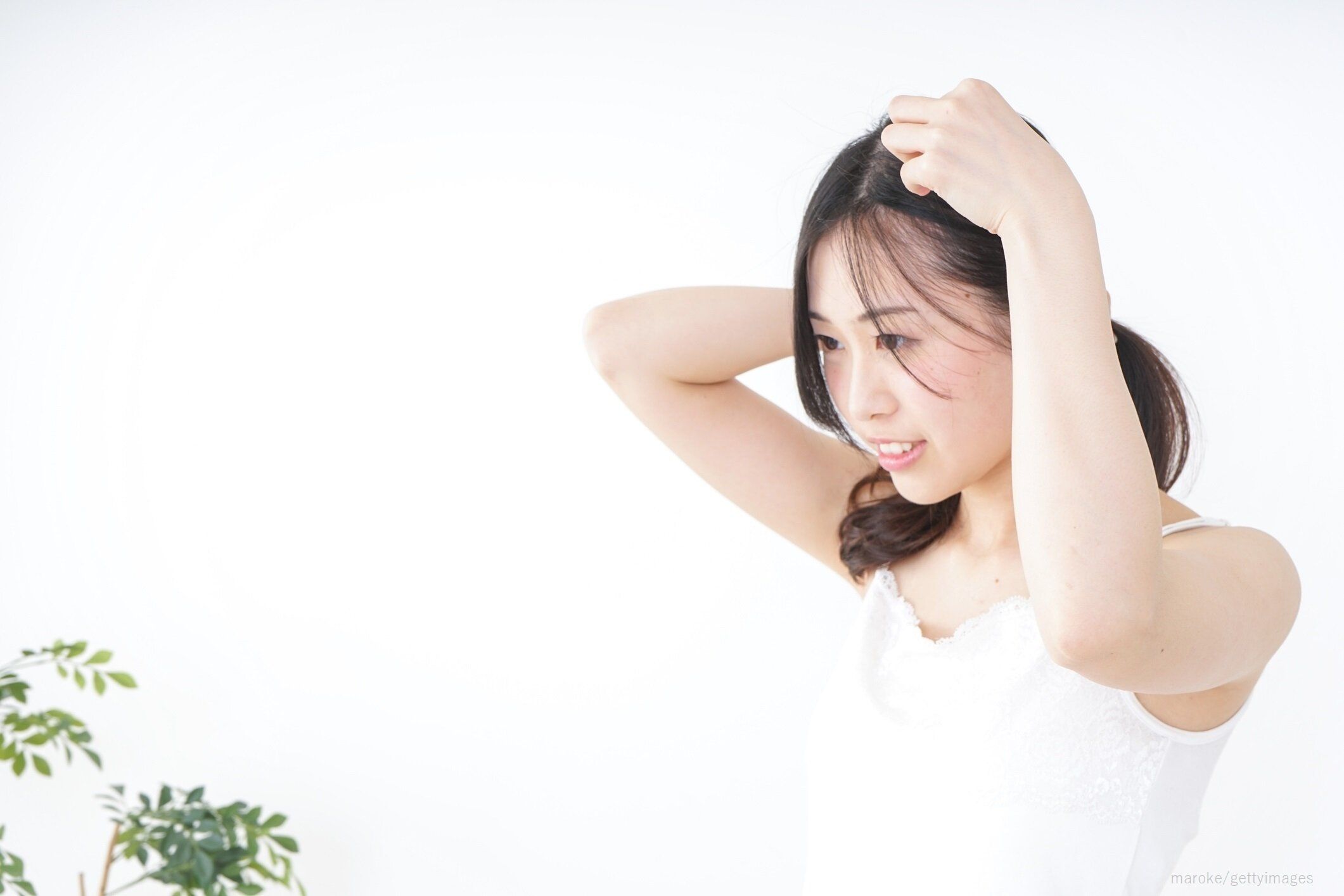 【裏技】湿気や汗でベタベタになった前髪を一瞬でふんわりとした前髪に復活させる方法