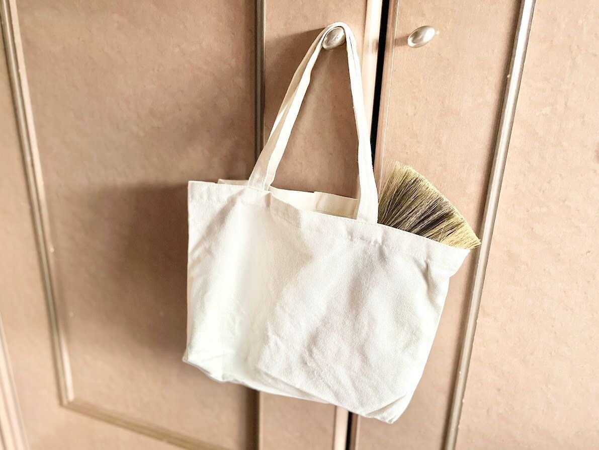 【ダイソー】仕切りつきトートバッグが大きくなった！シンプルおしゃれで使いやすい！