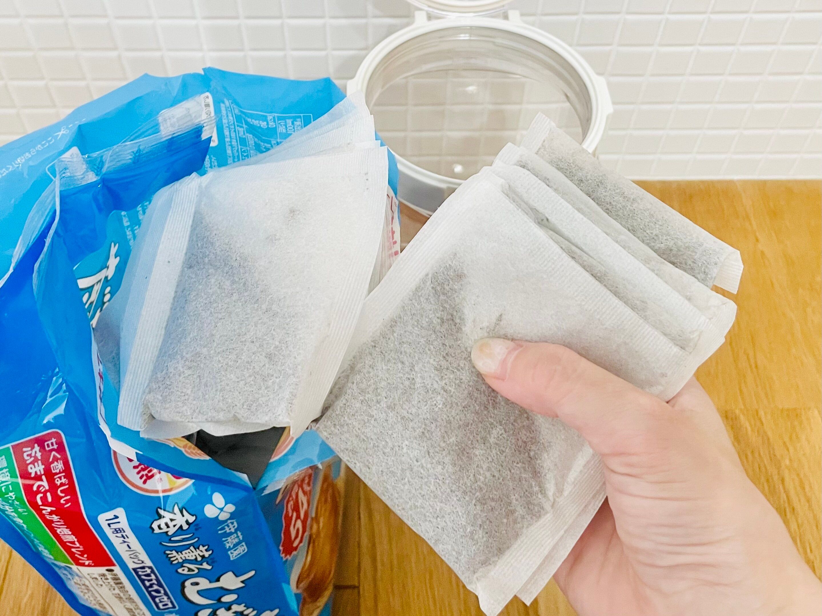 【麦茶パック収納】1袋ぜ〜んぶ入ってスッキリ！片づけのプロが5年以上愛用する保存容器
