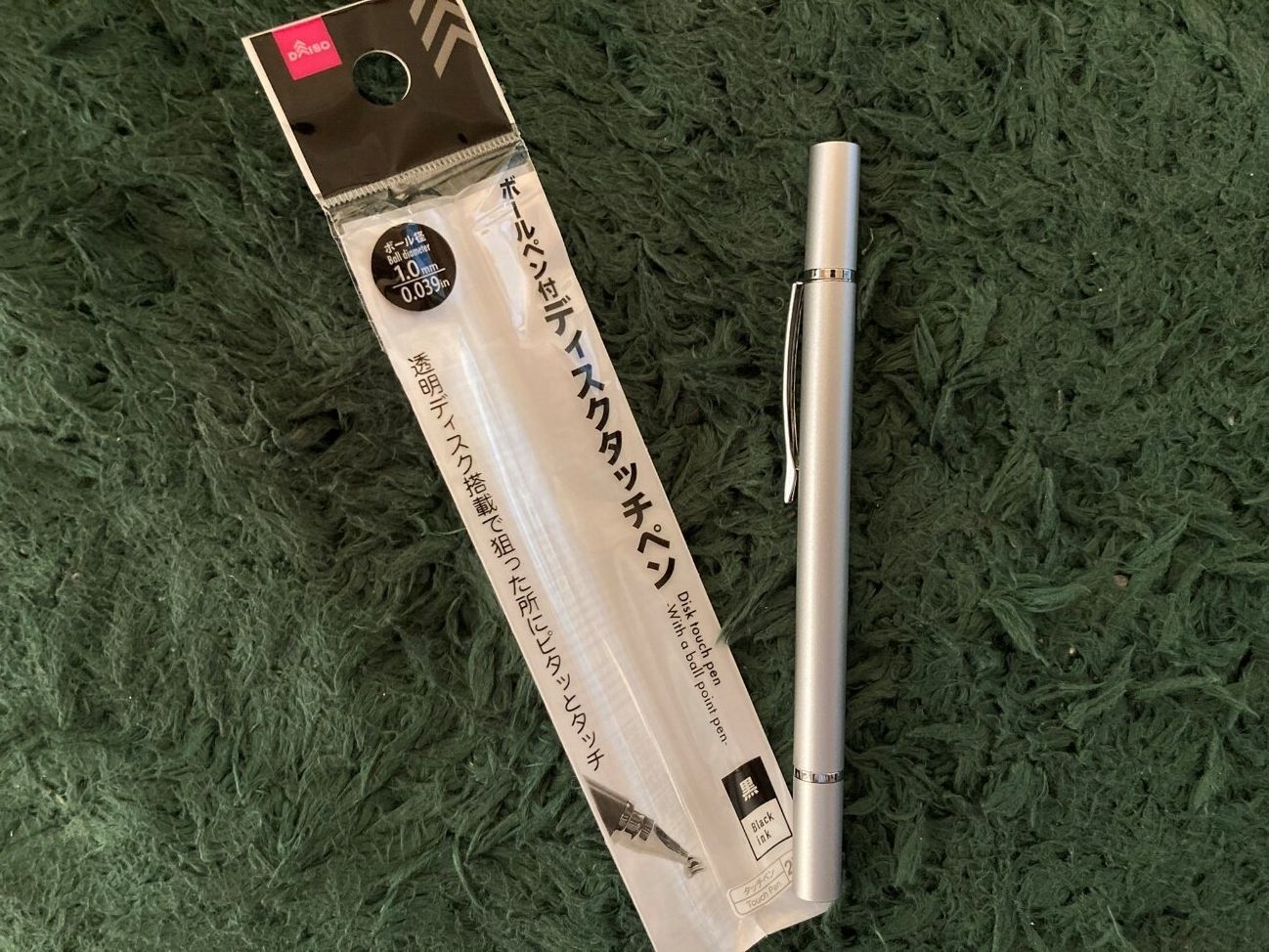 これが100均で買えるなんて驚き！ダイソーのタッチペンは細い線もすらすら書ける