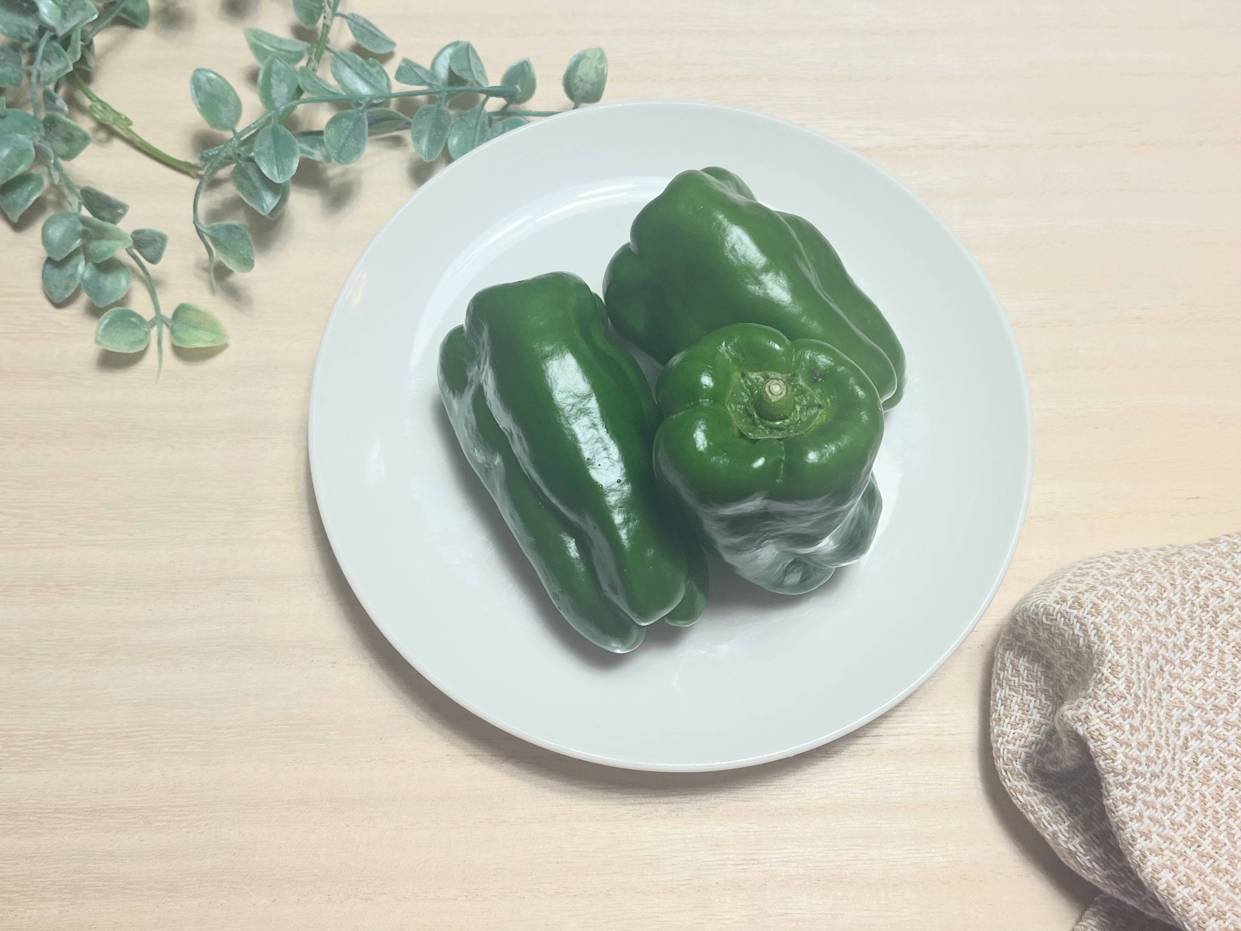 「レンチンだけでピーマンはおいしく食べられます！」八百屋歴10年の野菜のプロが叫んだ、極ウマレシピを試してみた