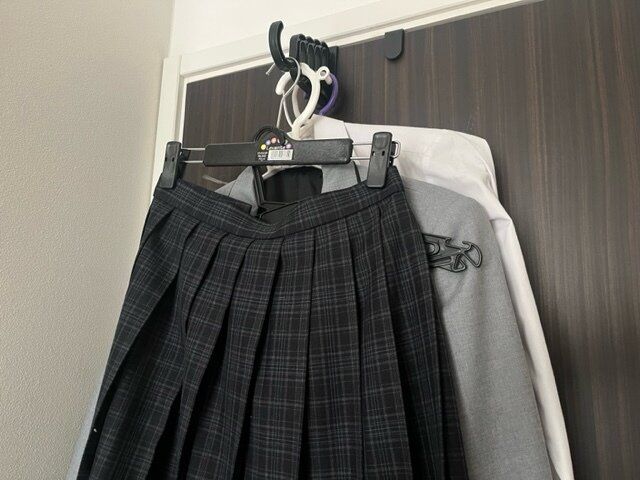 【セリア】これ便利！狭いスペースにハンガーが５本かけられるアイテム