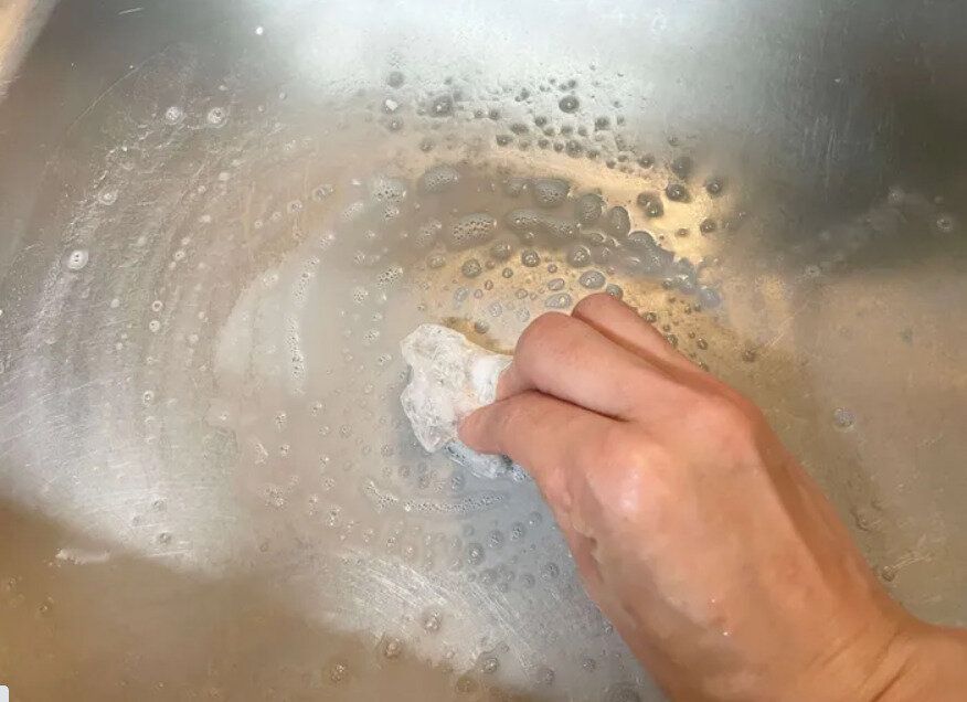 「そのまま捨てないで！」使ったラップ、牛乳パック、ボールペンも100均顔負けの便利アイテムに大変身！