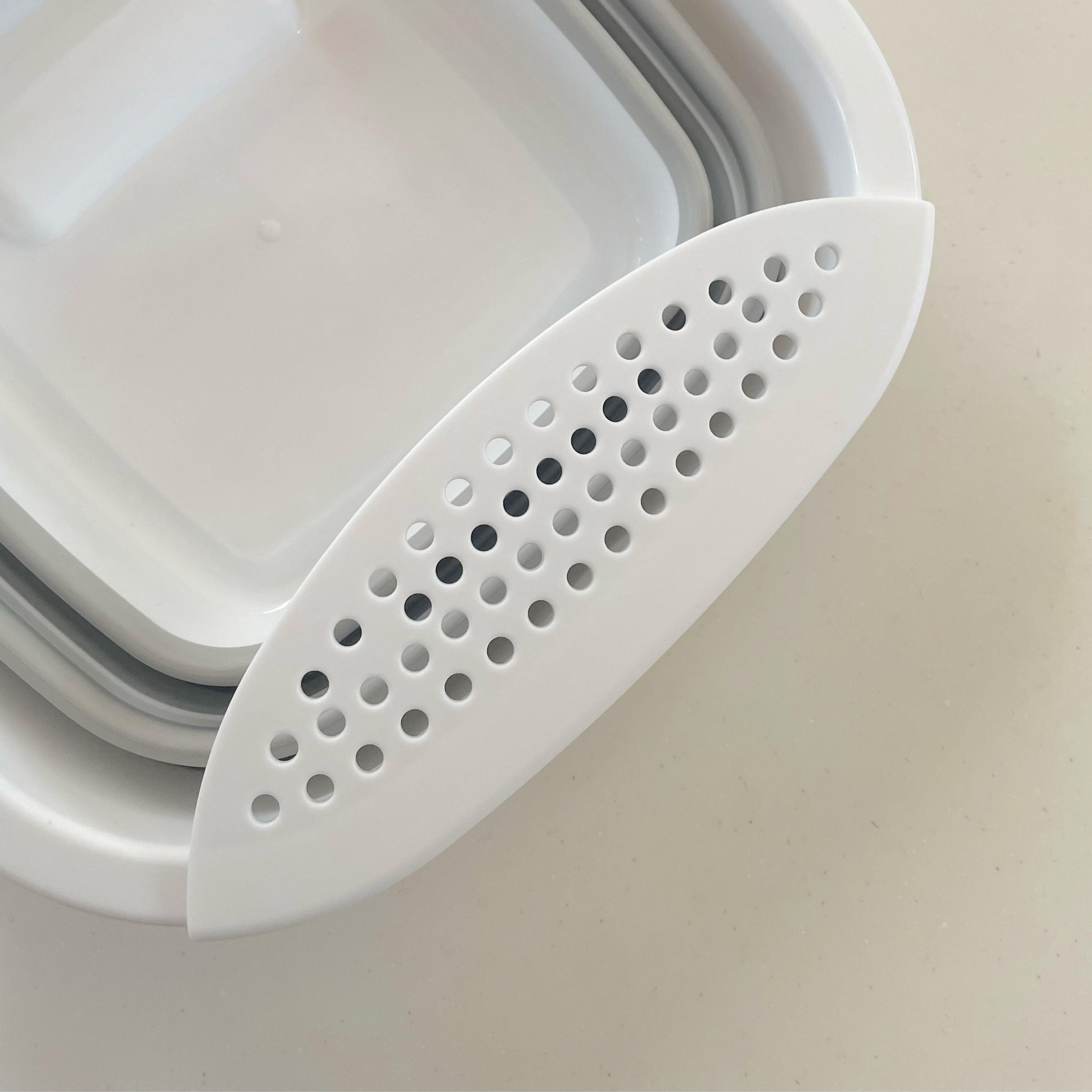 【ダイソー】SNSで大人気の”折りたためるバケツ”に待望の新作登場！