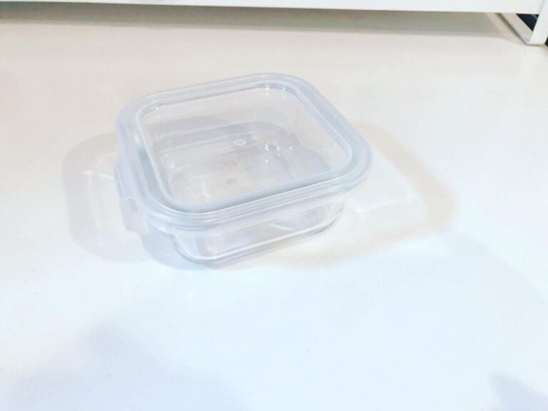 みんな持っていると言って過言なし!?【ダイソー】「まとめ買い必至」な大人気ガラスタッパー