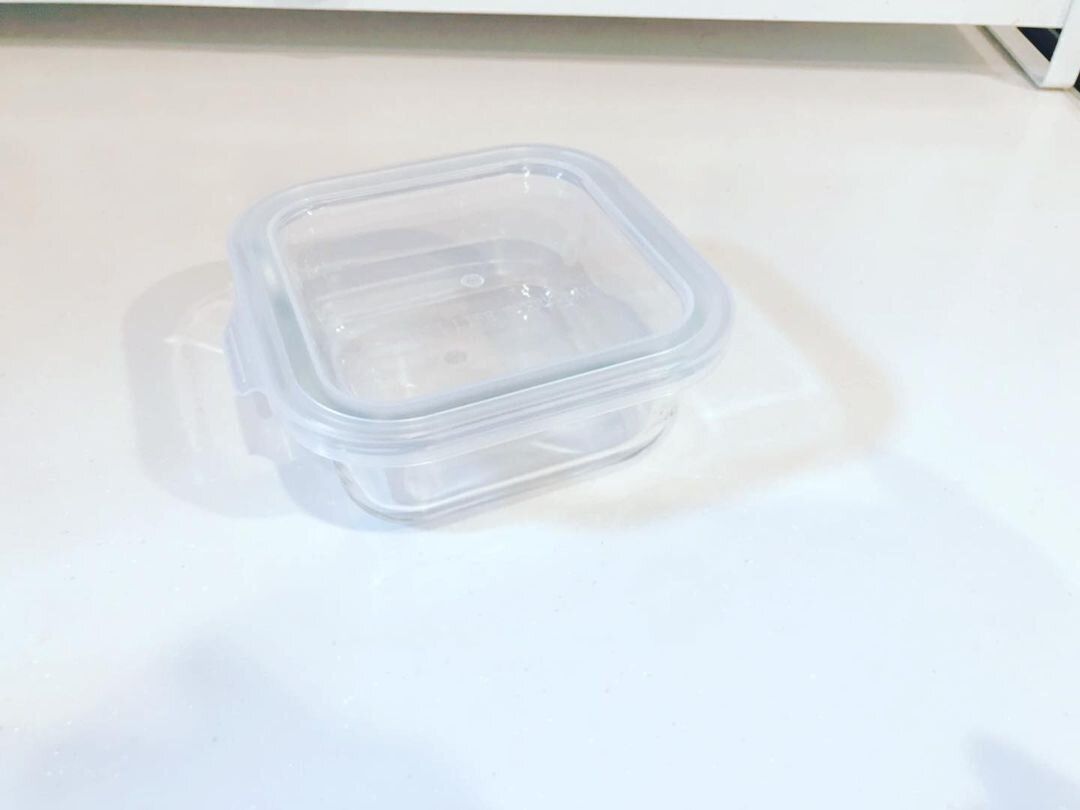 みんな持っていると言って過言なし!?【ダイソー】「まとめ買い必至」な大人気ガラスタッパー