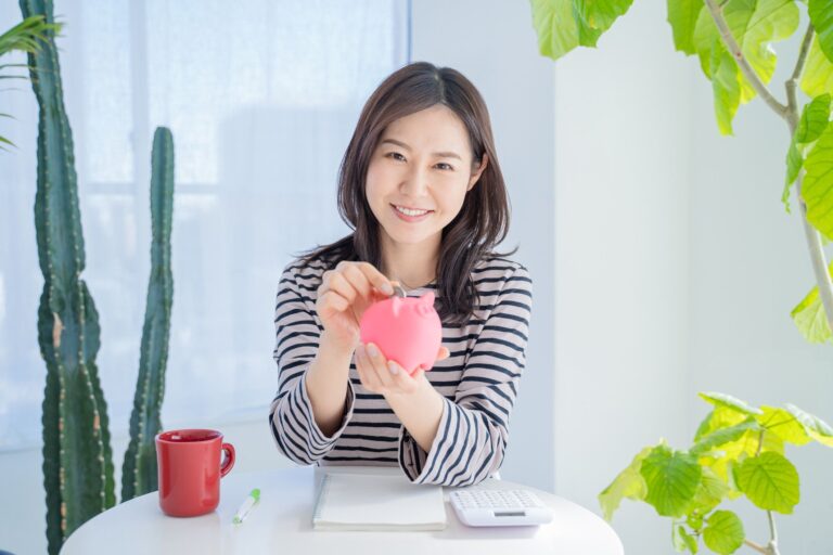 後先考えずにものを買っていた「元浪費家」たちが、「ストレスなく」貯金ができるようになったワケ3選