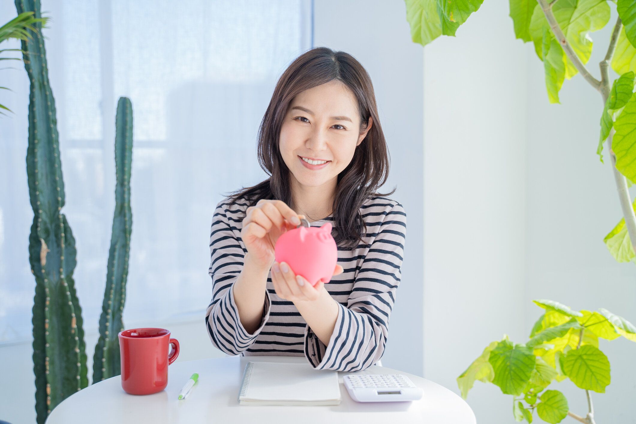 後先考えずにものを買っていた「元浪費家」たちが、「ストレスなく」貯金ができるようになったワケ3選