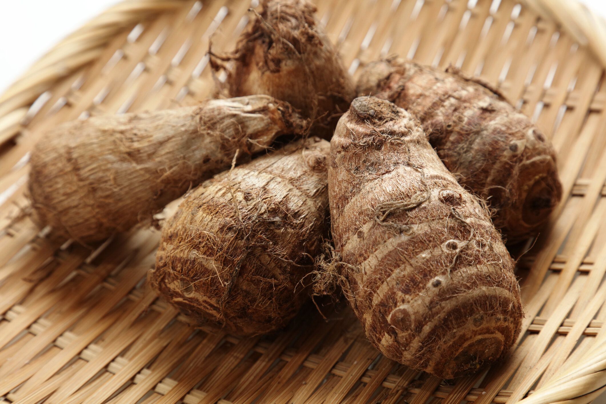 里芋の煮物のつくり方・レシピを分かりやすく解説！注意点やアレンジも紹介！