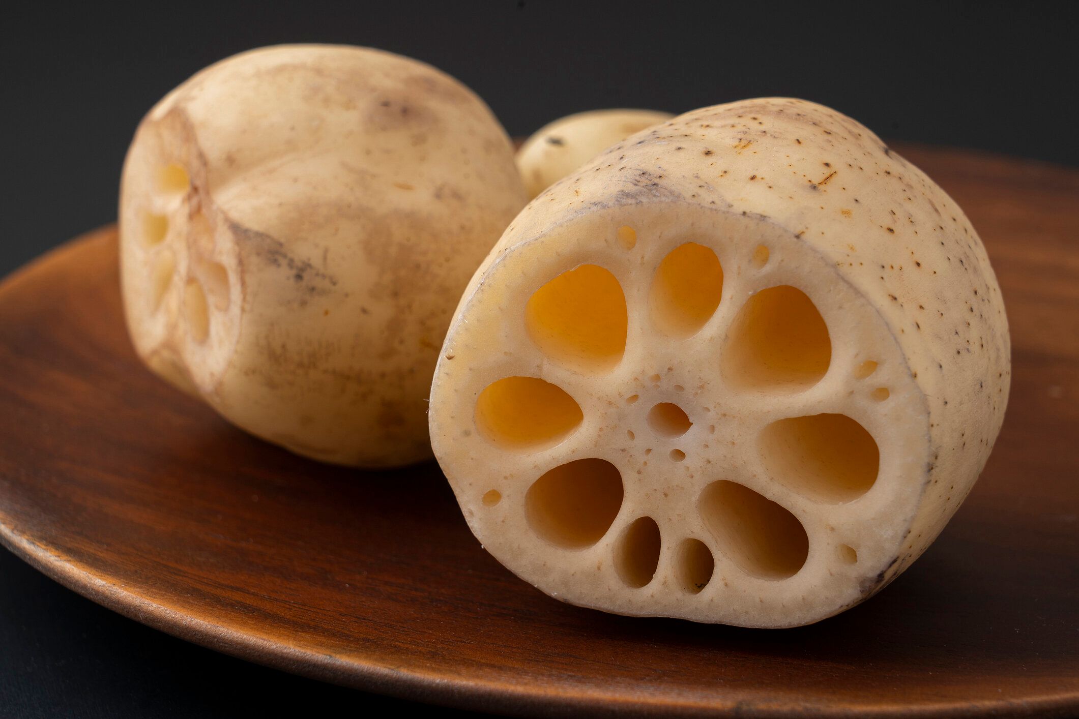 やらなきゃもったいない！旬のレンコンでつくるシャキシャキおかずは大葉が決め手