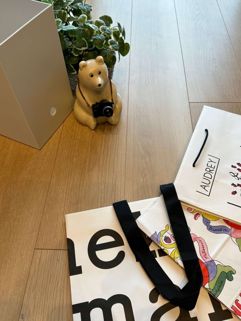 【活用術】余りがちな紙袋の活用術3選とは!?
