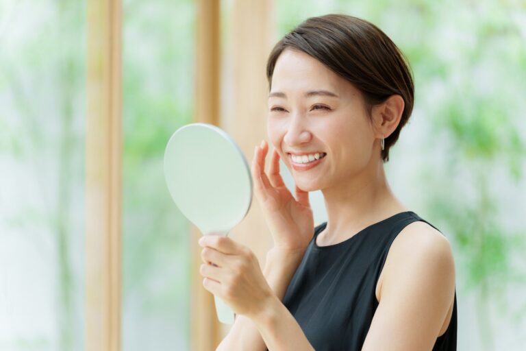 【ながら美容】毎日のうがいでほうれい線やたるみケアできる！効果が出る秘密とは？