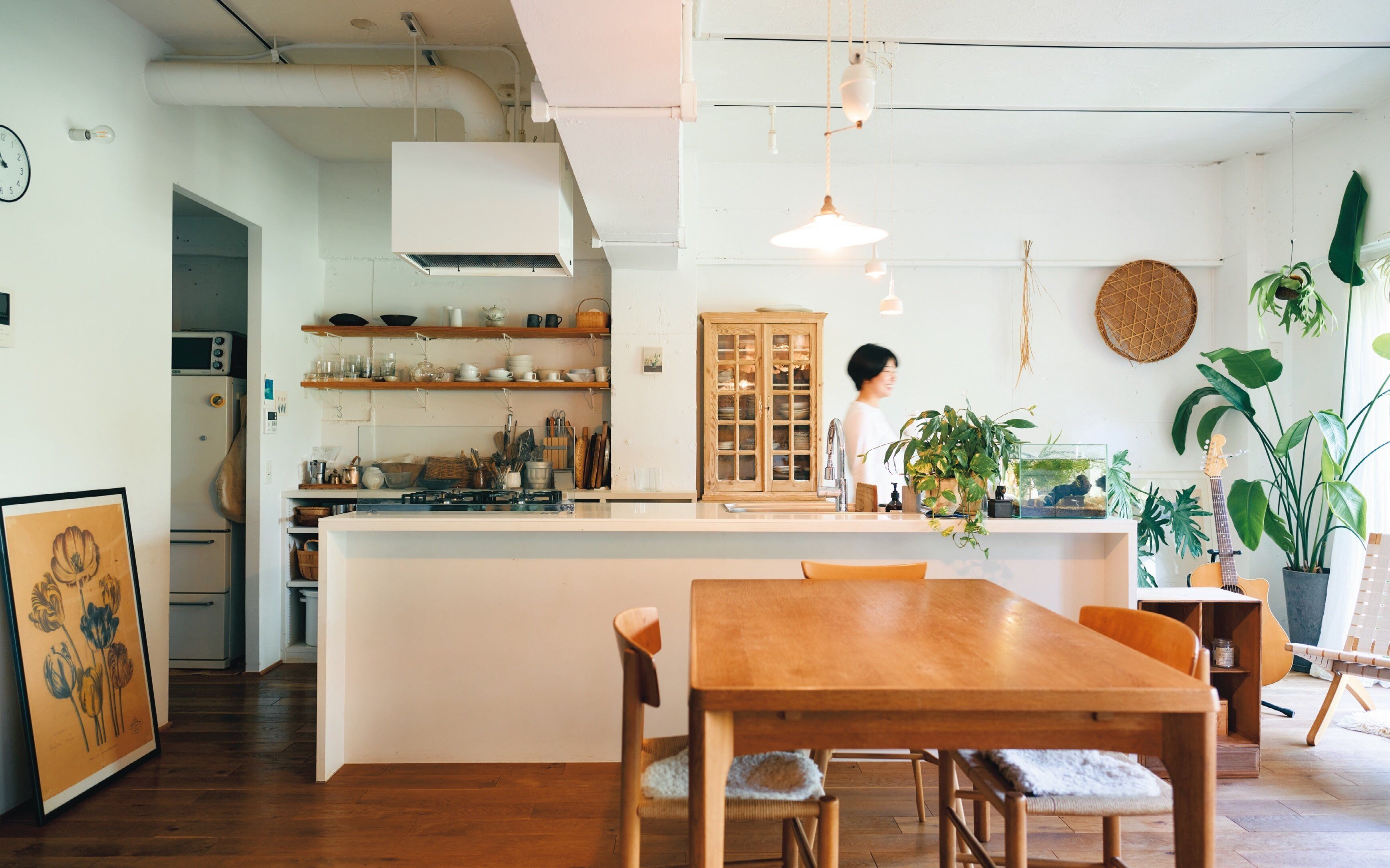 整理が苦手だから、北欧式の”見せる収納”『色を調和させる』『柄や素材にこだわる』