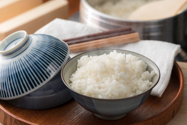 ダイエット中も白米を食べた方がいいって本当？太りにくい食べ方、その理由を一挙公開