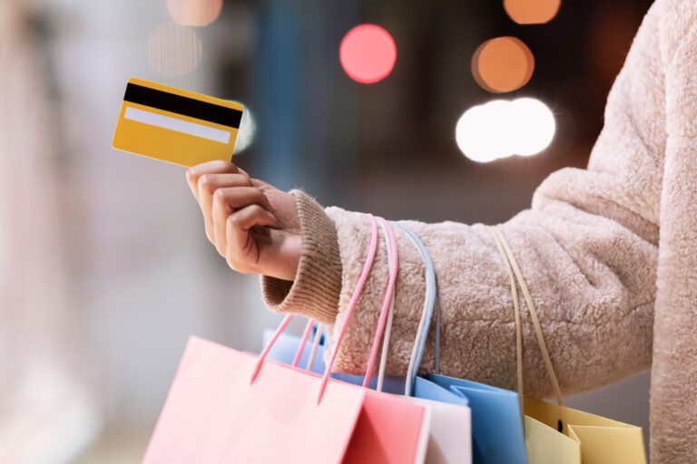 年始のセールで買うのは待って！ 数カ月待てば断然で安く買えるものリスト【節約の専門家が解説】