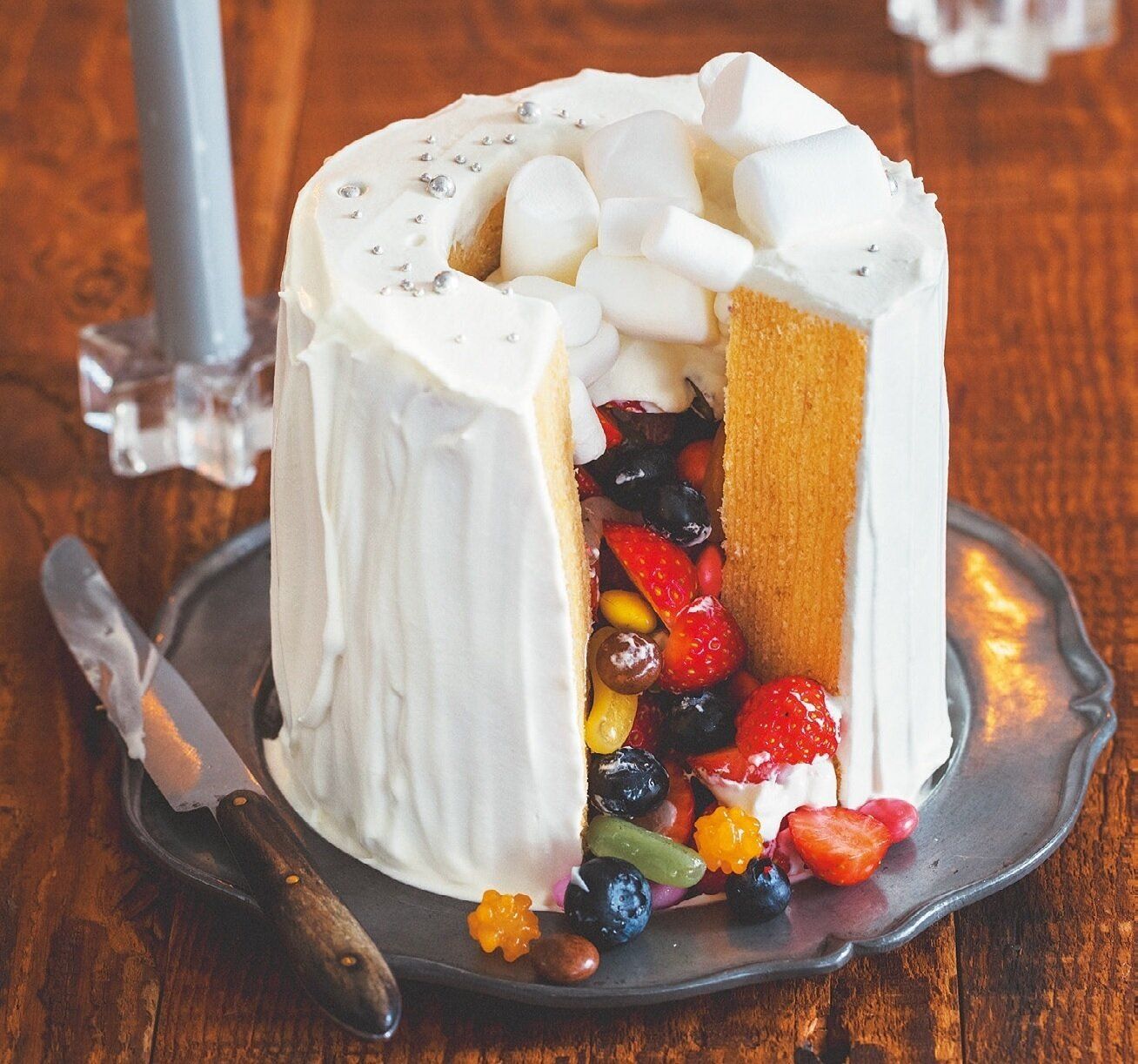 【クリスマスケーキ】無印良品の特大バウムにデコするだけ！ミニマム工程、失敗知らずの簡単レシピ