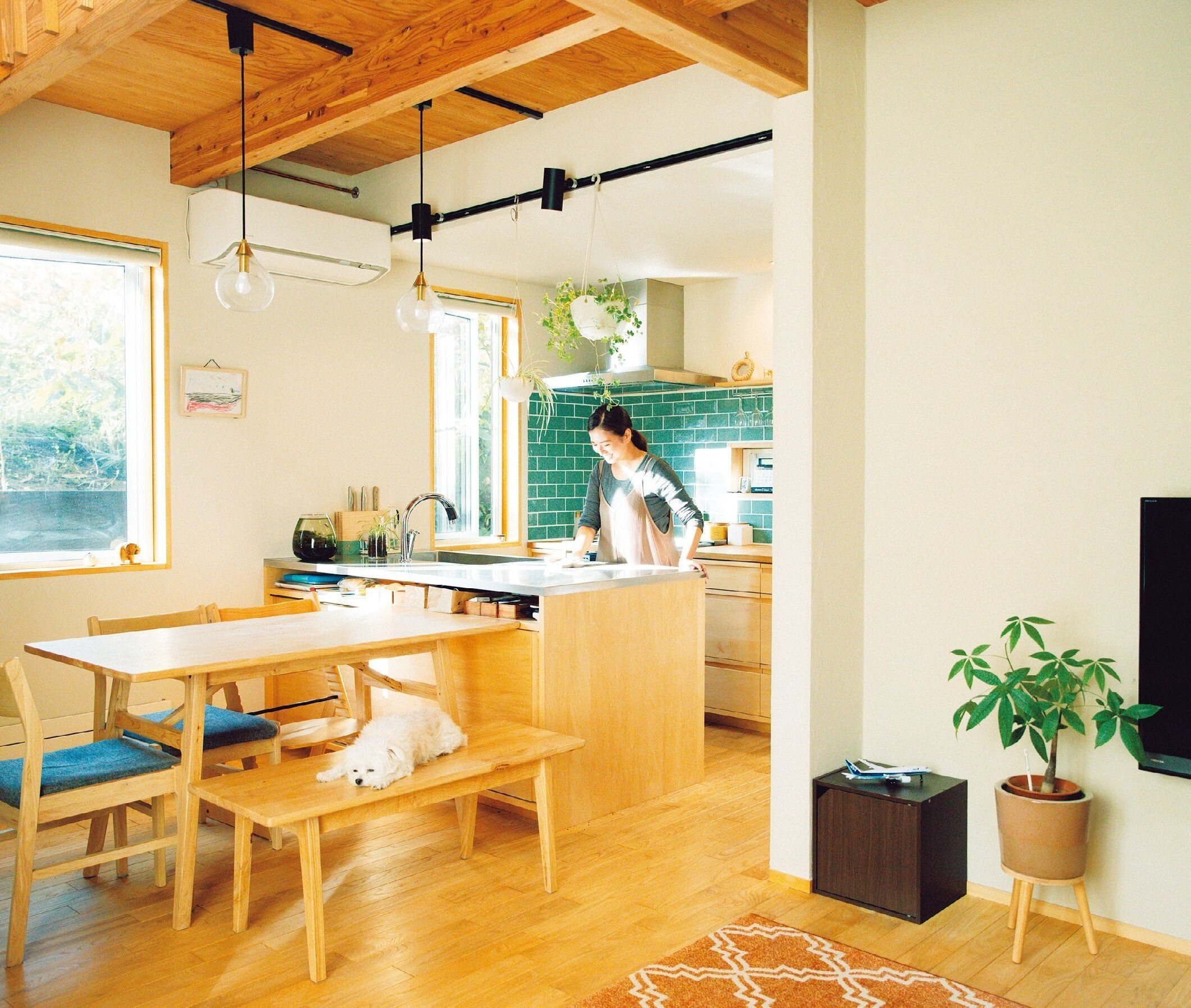 『捨てるだけで空間が劇的変化』週5勤務の読者が挑戦！“年末捨て”ビフォーアフター実況中継