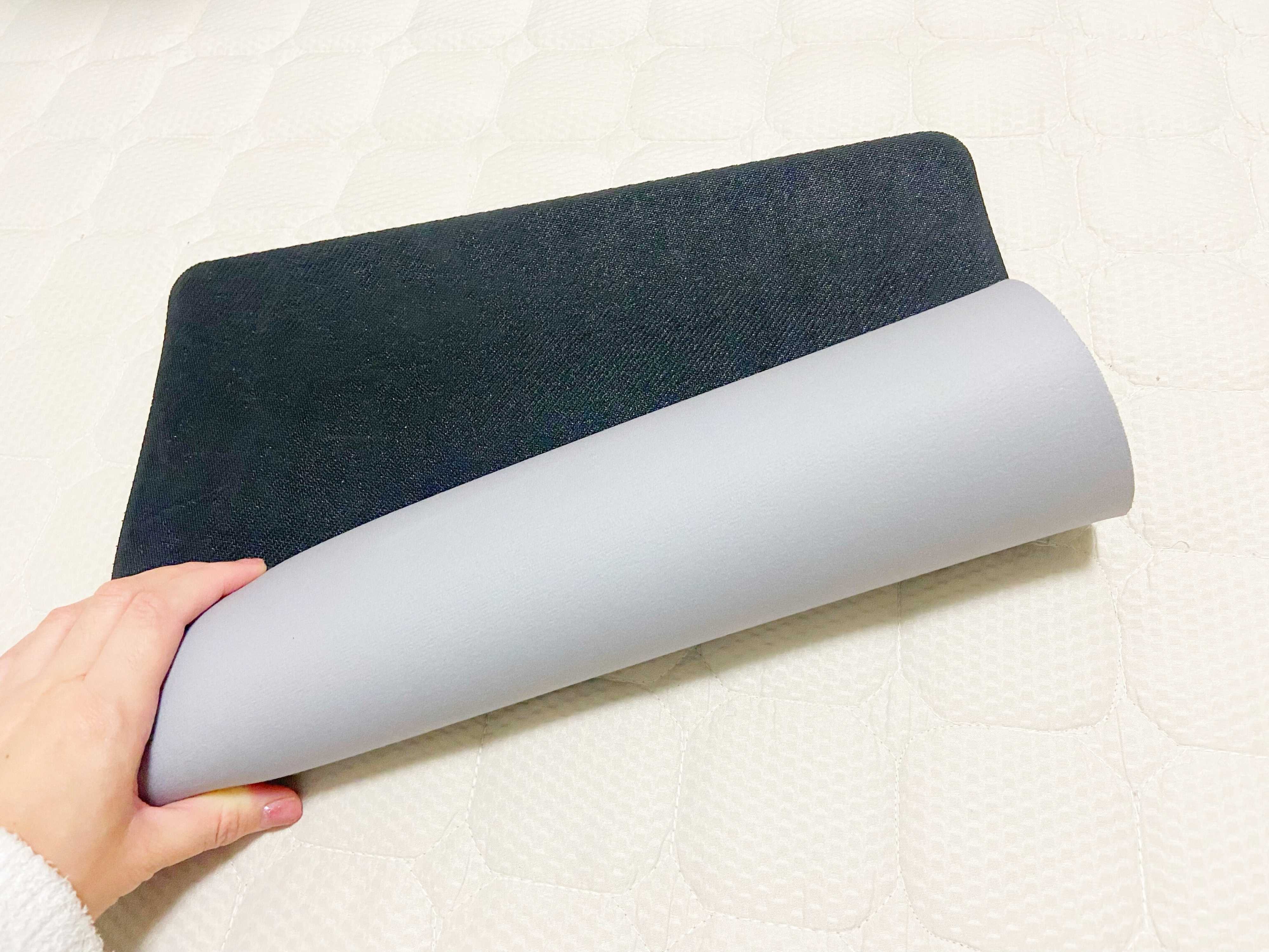 【3COINS】珪藻土入りってマジ？お手入れ簡単のソフトバスマットが超優秀！