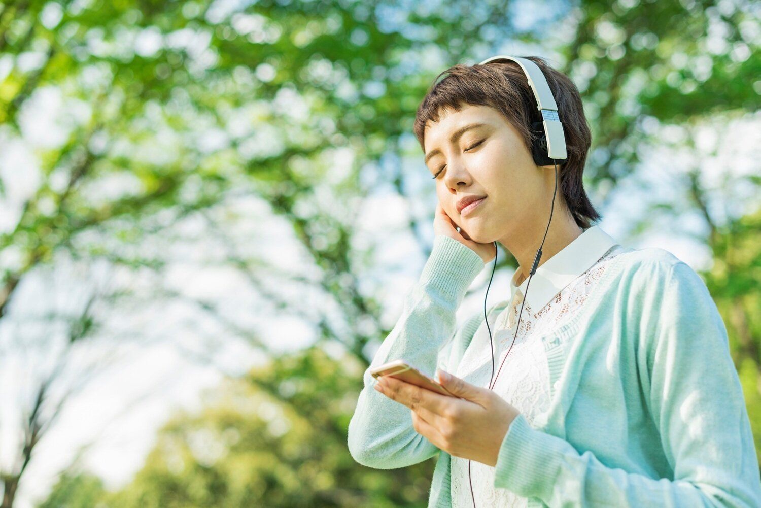 韓国語「ネッコヤ」って、どんな意味？どう使う？IZ*ONEの曲の歌詞も解説！
