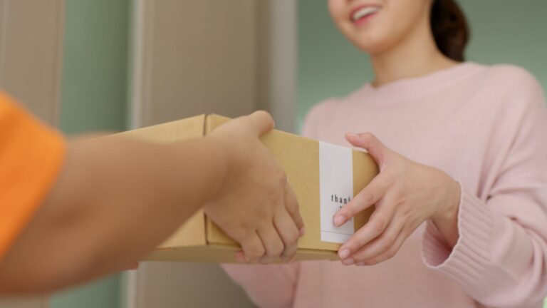 配送料を気にせず利用!?節約の専門家が実践しているおトクなネットスーパー利用術とは