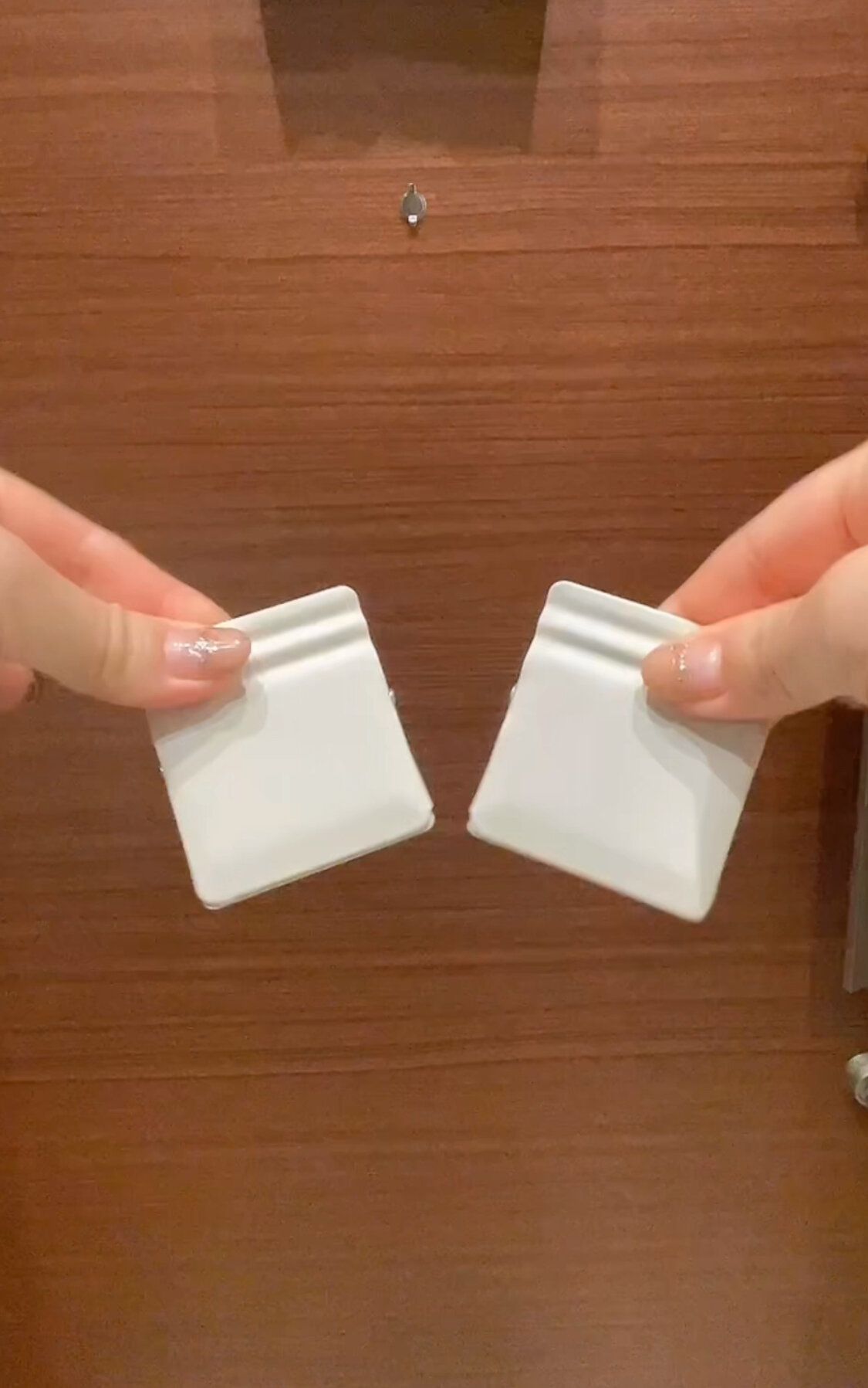 【100均アイテム】超優秀！100均マグネットクリップ活用術3選！！