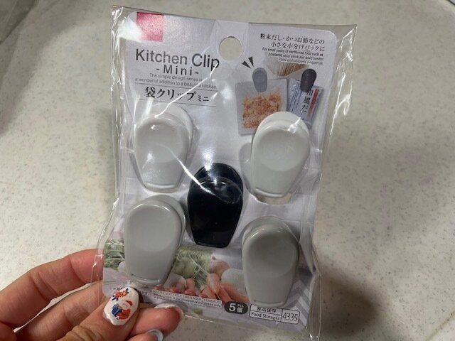 【セリア】小さい物も簡単に！袋クリップミニがあると意外と便利！