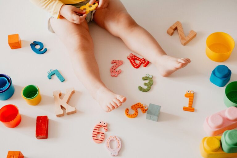 2歳の娘に「なんちゃいですか？」と聞いたら、まさかの返答が！かわいくて賢すぎる答えに「将来有望」の声